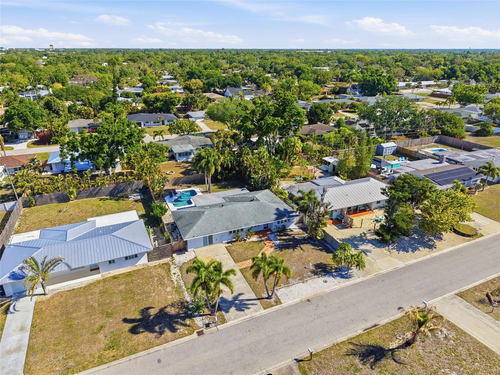 SUNNYSIDE PARK - Residential