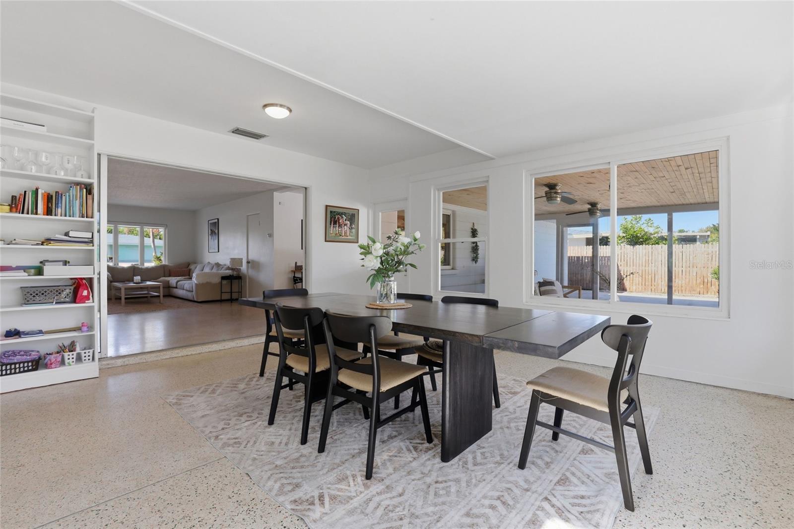 SUNNYSIDE PARK - Residential