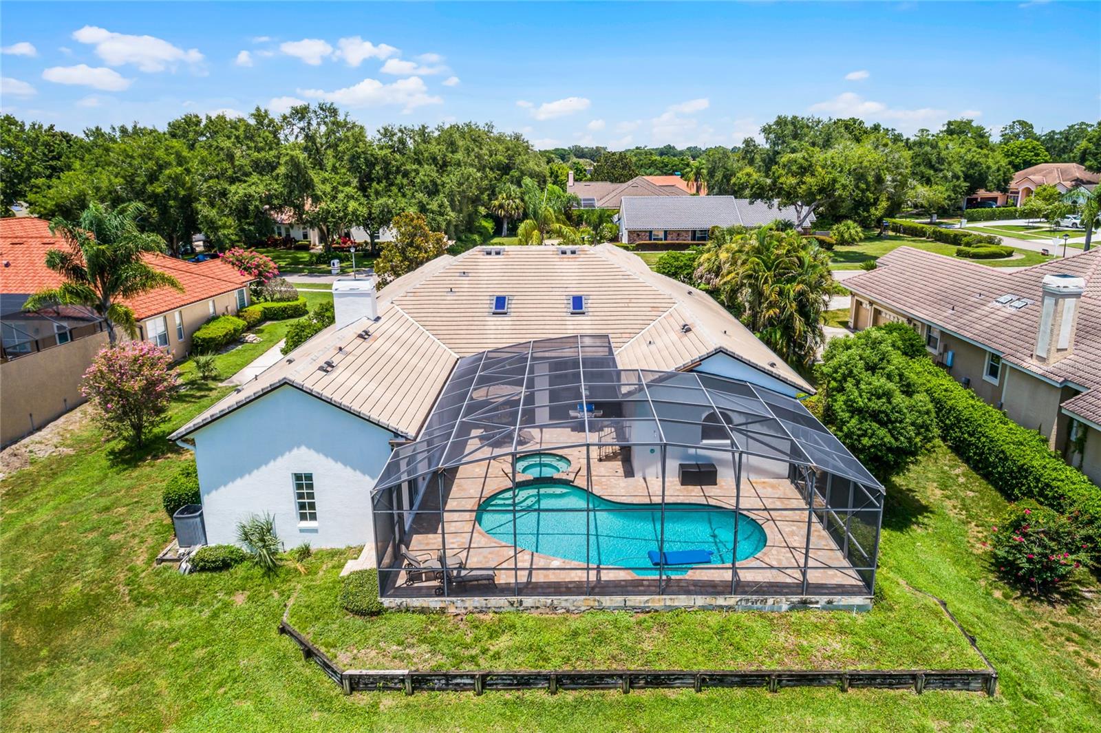 8708 LOST COVE DRIVE