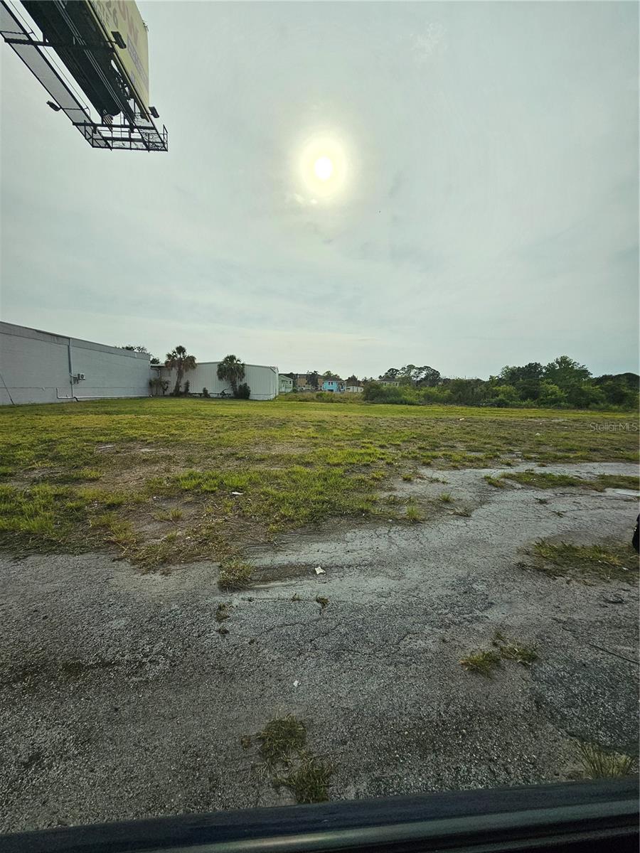 TAMPA TARPON SPGS LAND CO - Commercial Sale