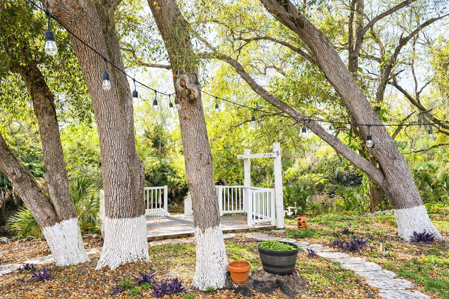 297 FLAMINGO BOULEVARD