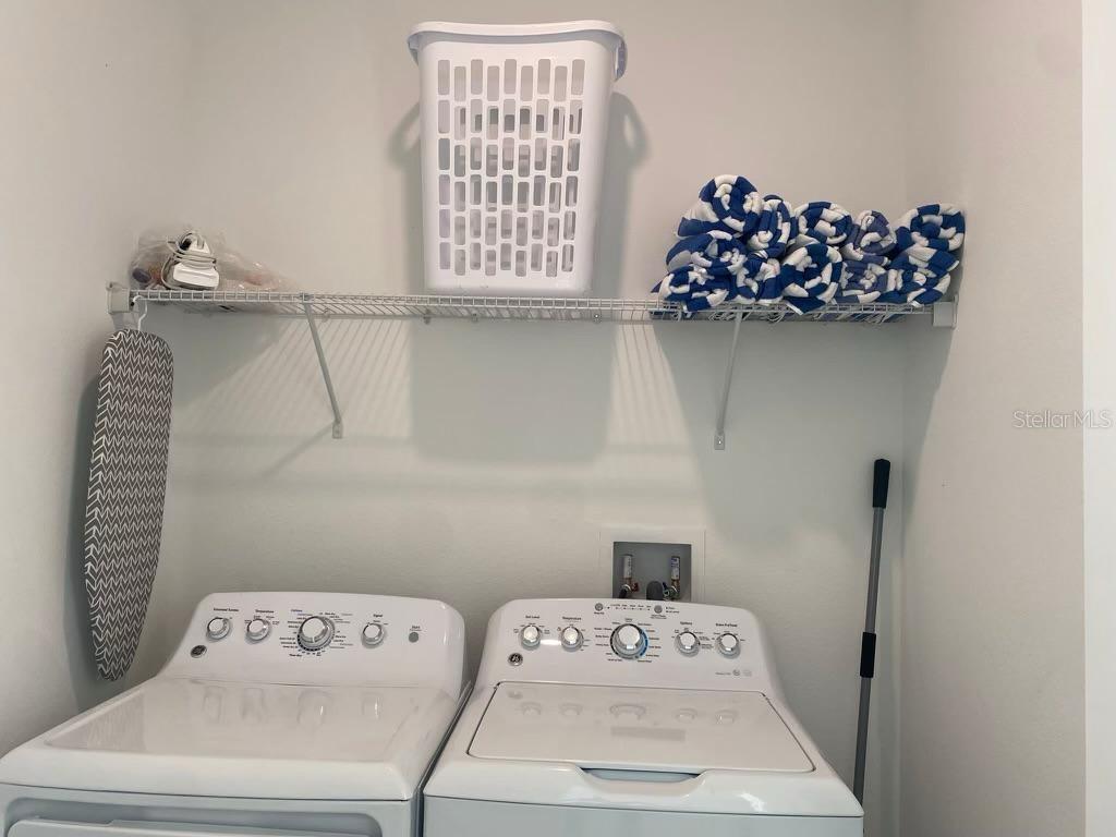 CHAMPIONSGATE CONDO 3 PH 18 & PH 19 - Residential