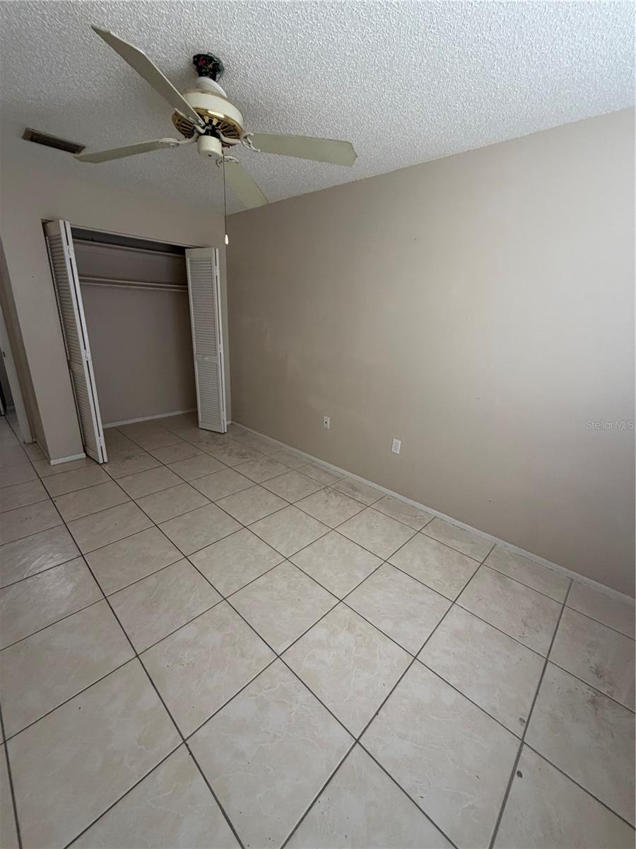 SUNSHINE VILLAS BLDG H - Residential