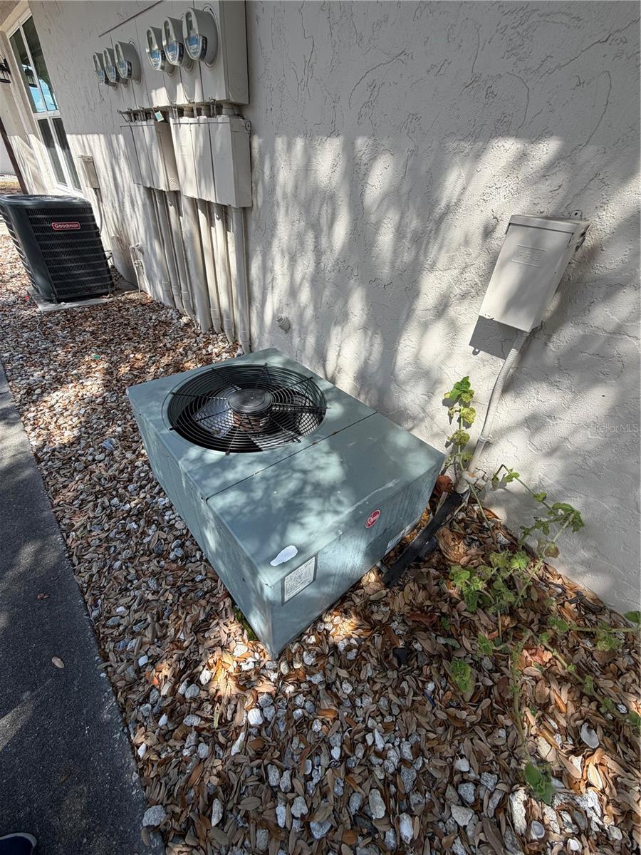 SUNSHINE VILLAS BLDG H - Residential