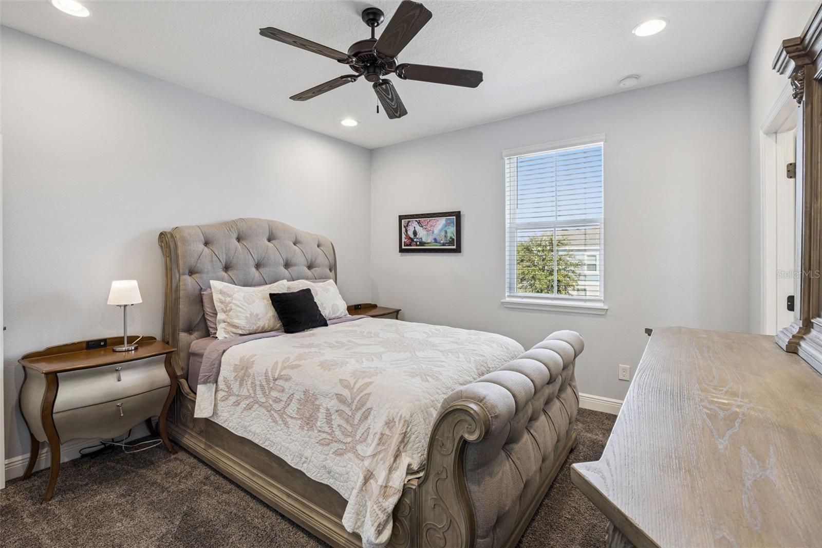 WINDING BAY PH 2 - Residential