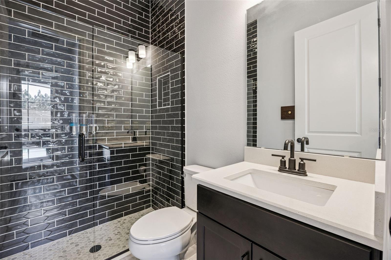 WINDING BAY PH 2 - Residential