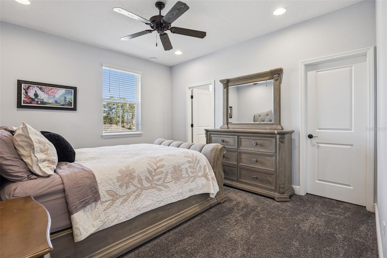 WINDING BAY PH 2 - Residential