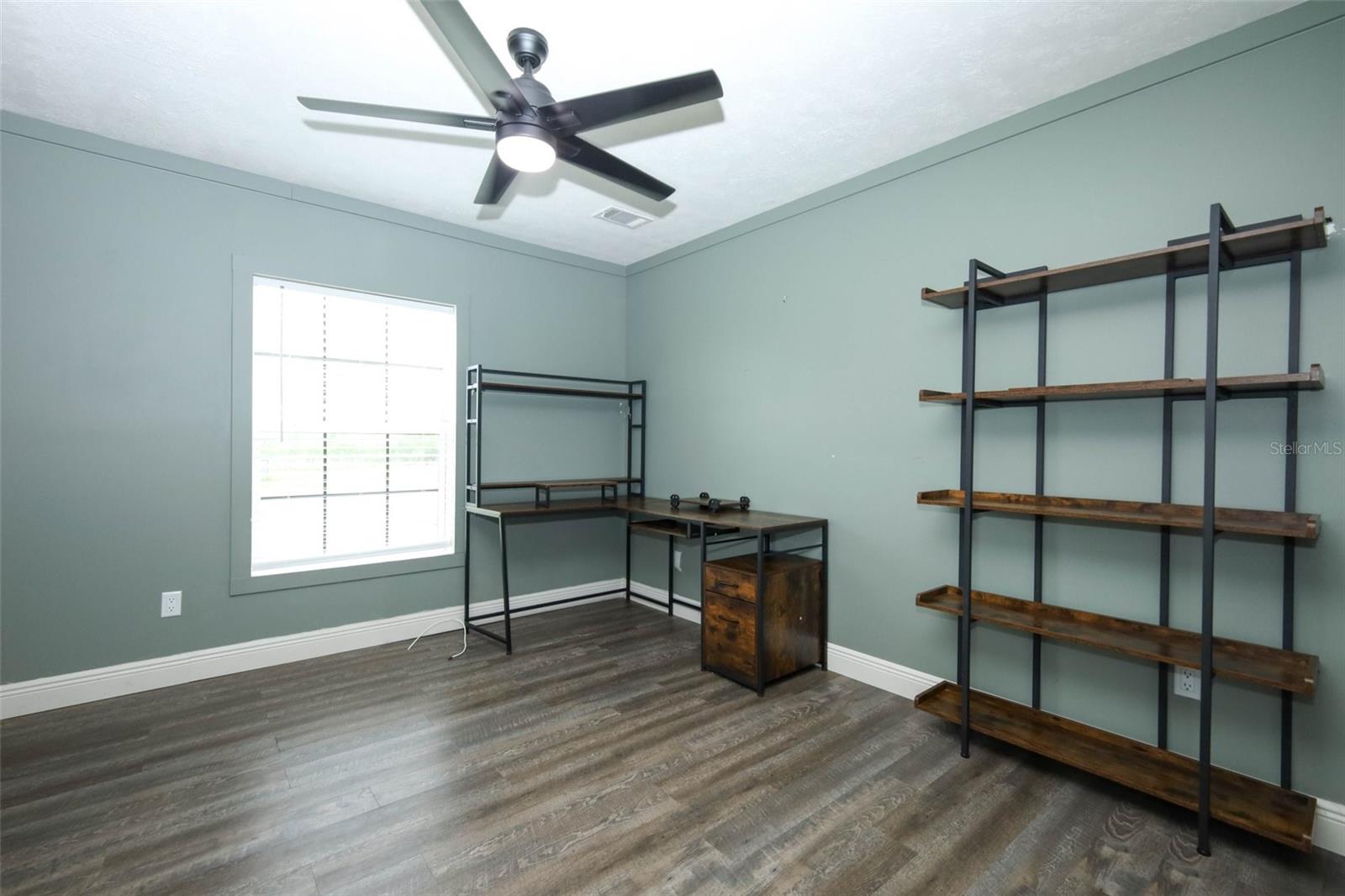 MULLET LAKE RETREAT 5 ACRE DEV - Residential