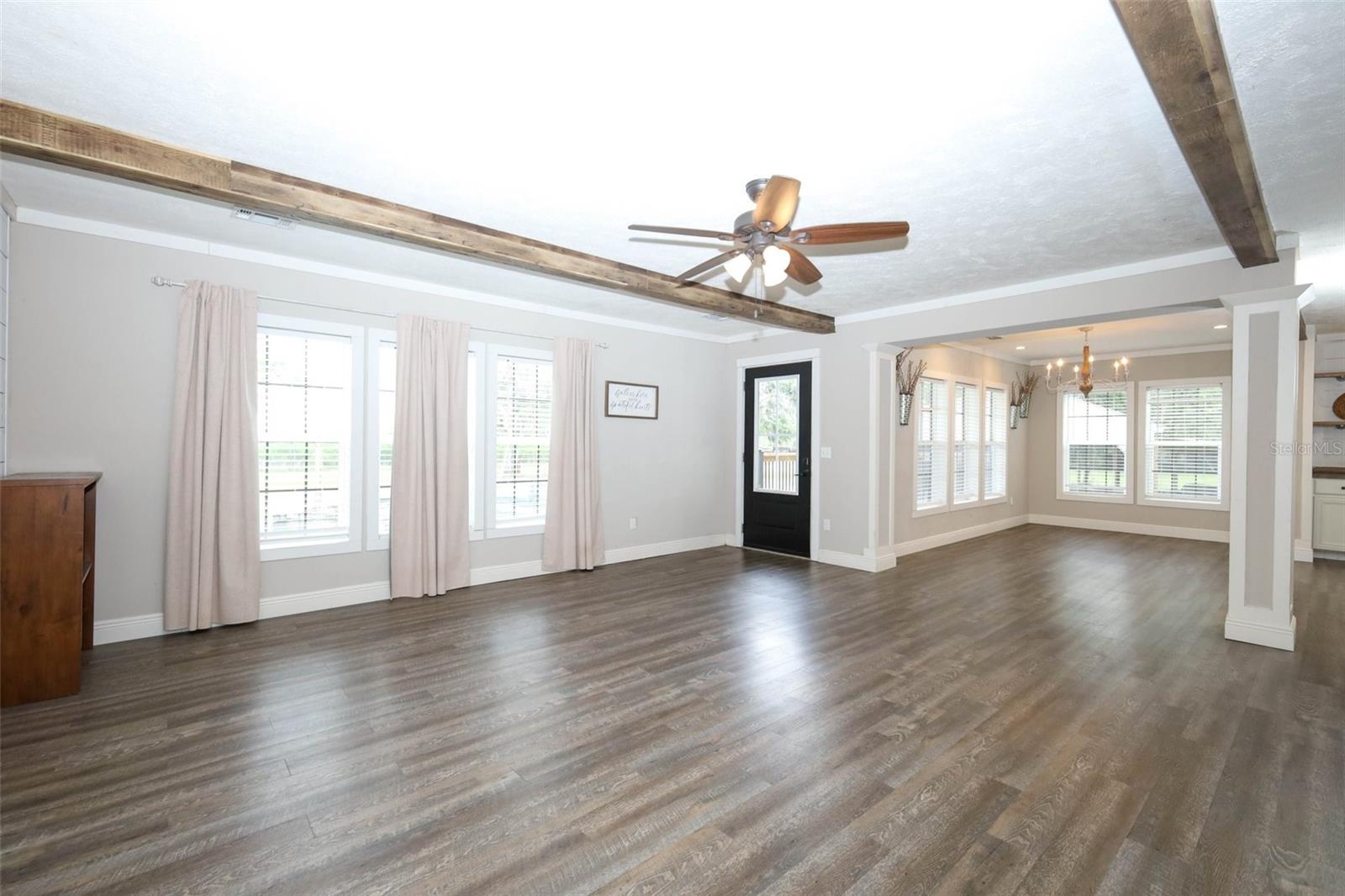 MULLET LAKE RETREAT 5 ACRE DEV - Residential