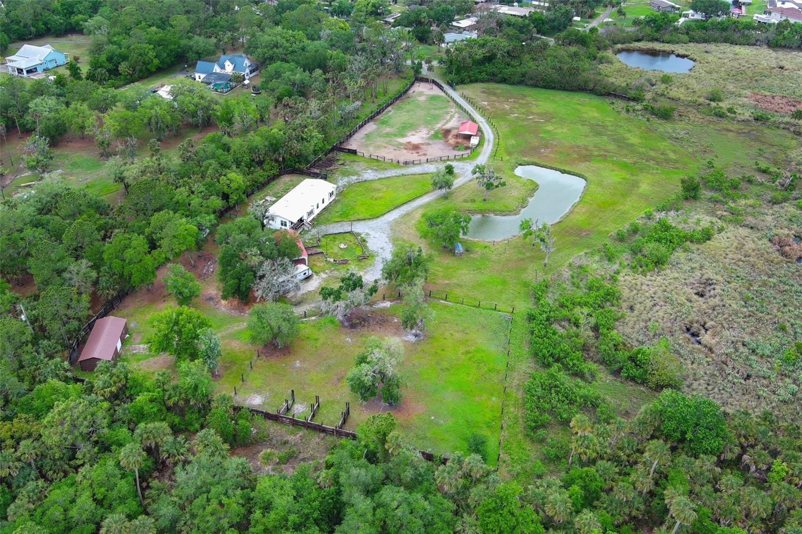 MULLET LAKE RETREAT 5 ACRE DEV - Residential