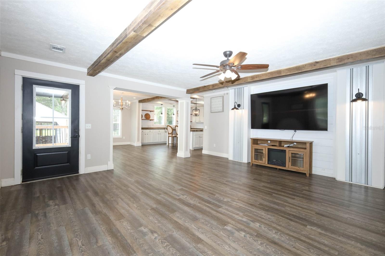 MULLET LAKE RETREAT 5 ACRE DEV - Residential