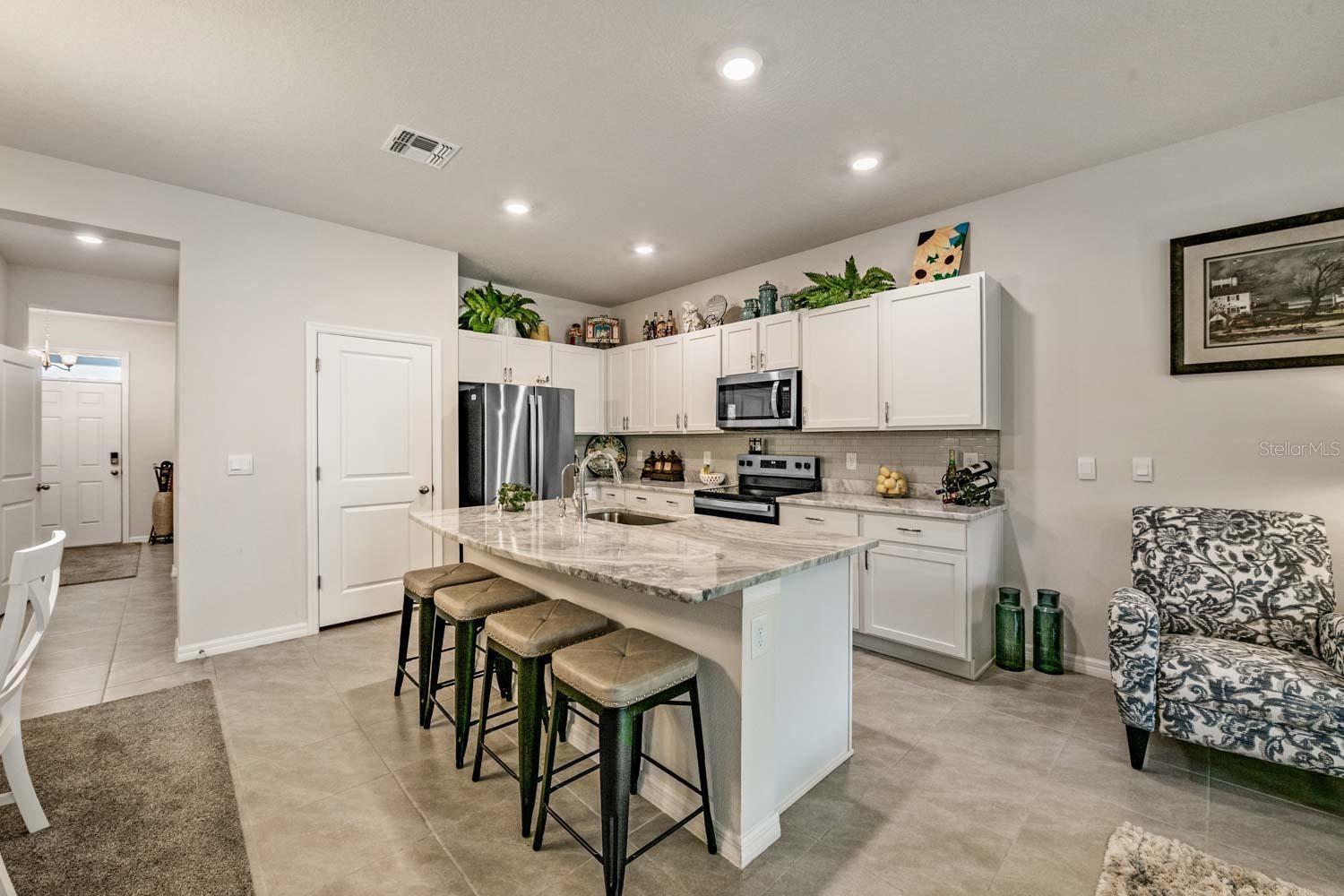 AZALEA SHORES - Residential