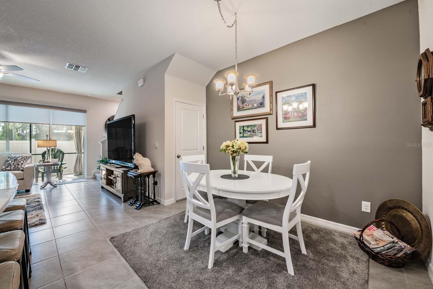 AZALEA SHORES - Residential