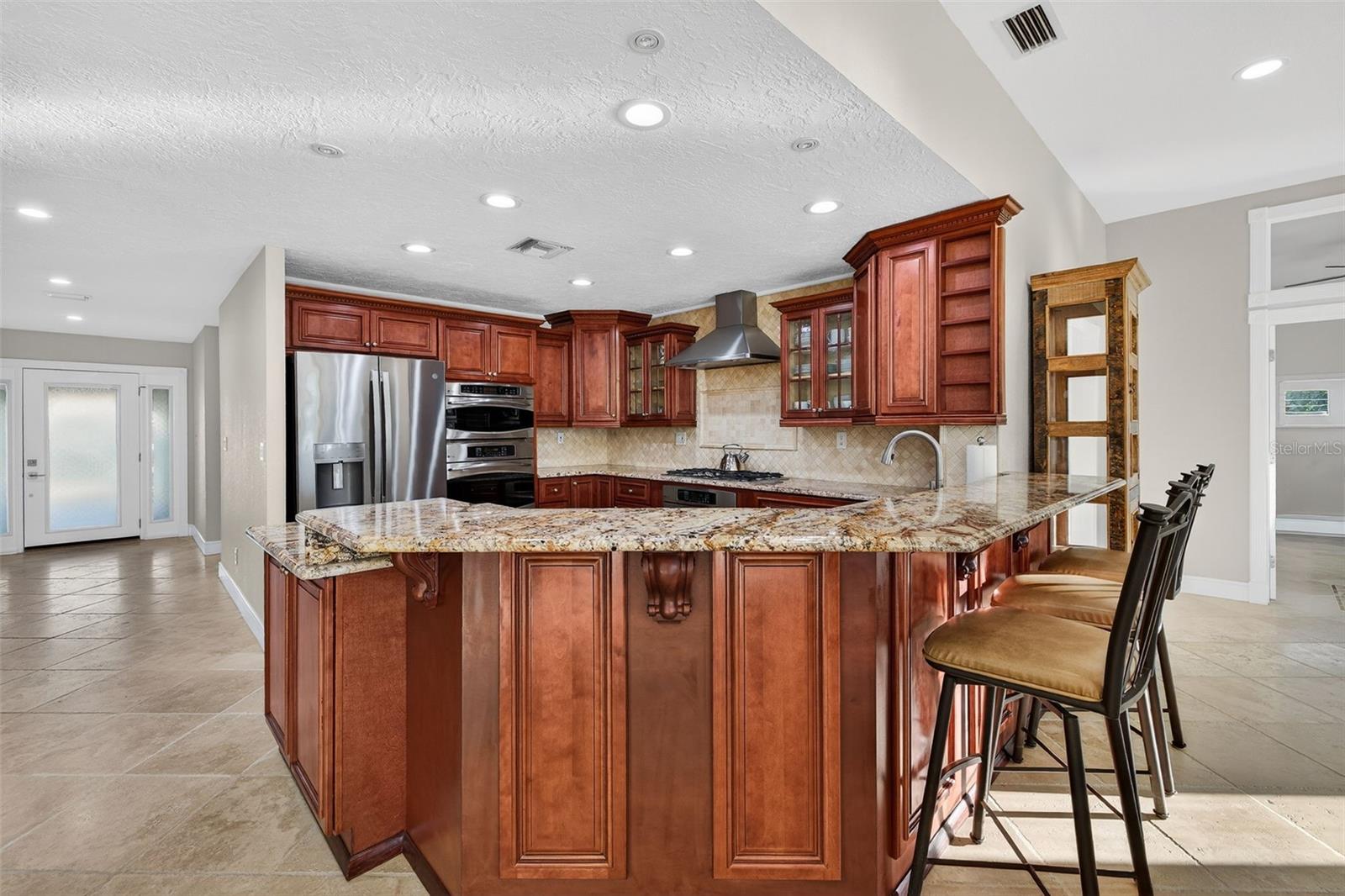 VENETIAN ISLES - Residential