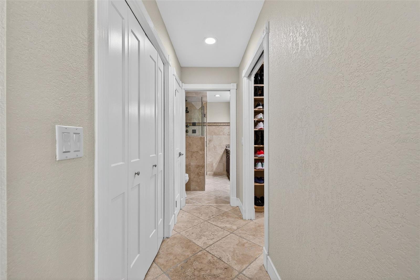 VENETIAN ISLES - Residential