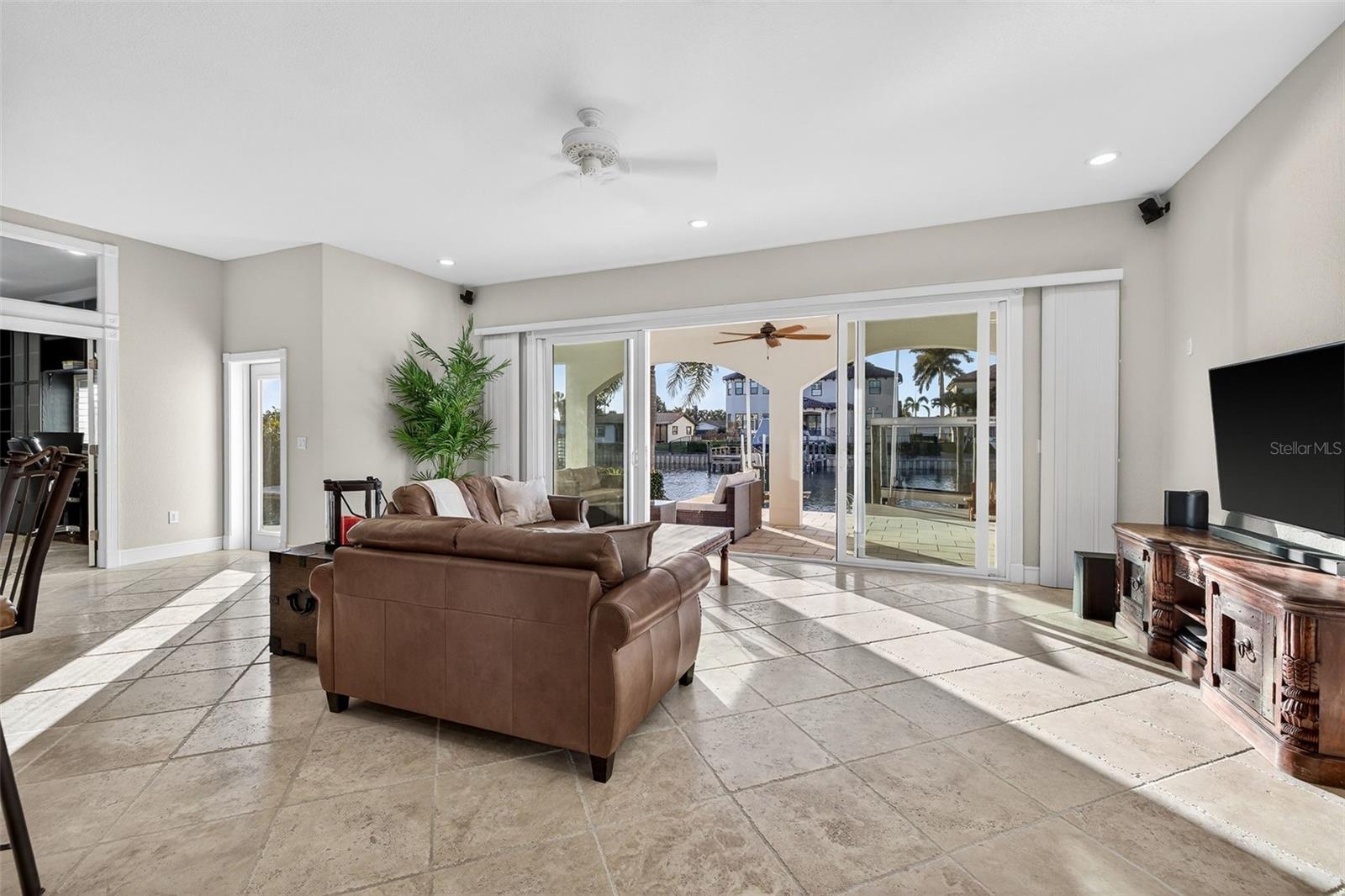 VENETIAN ISLES - Residential