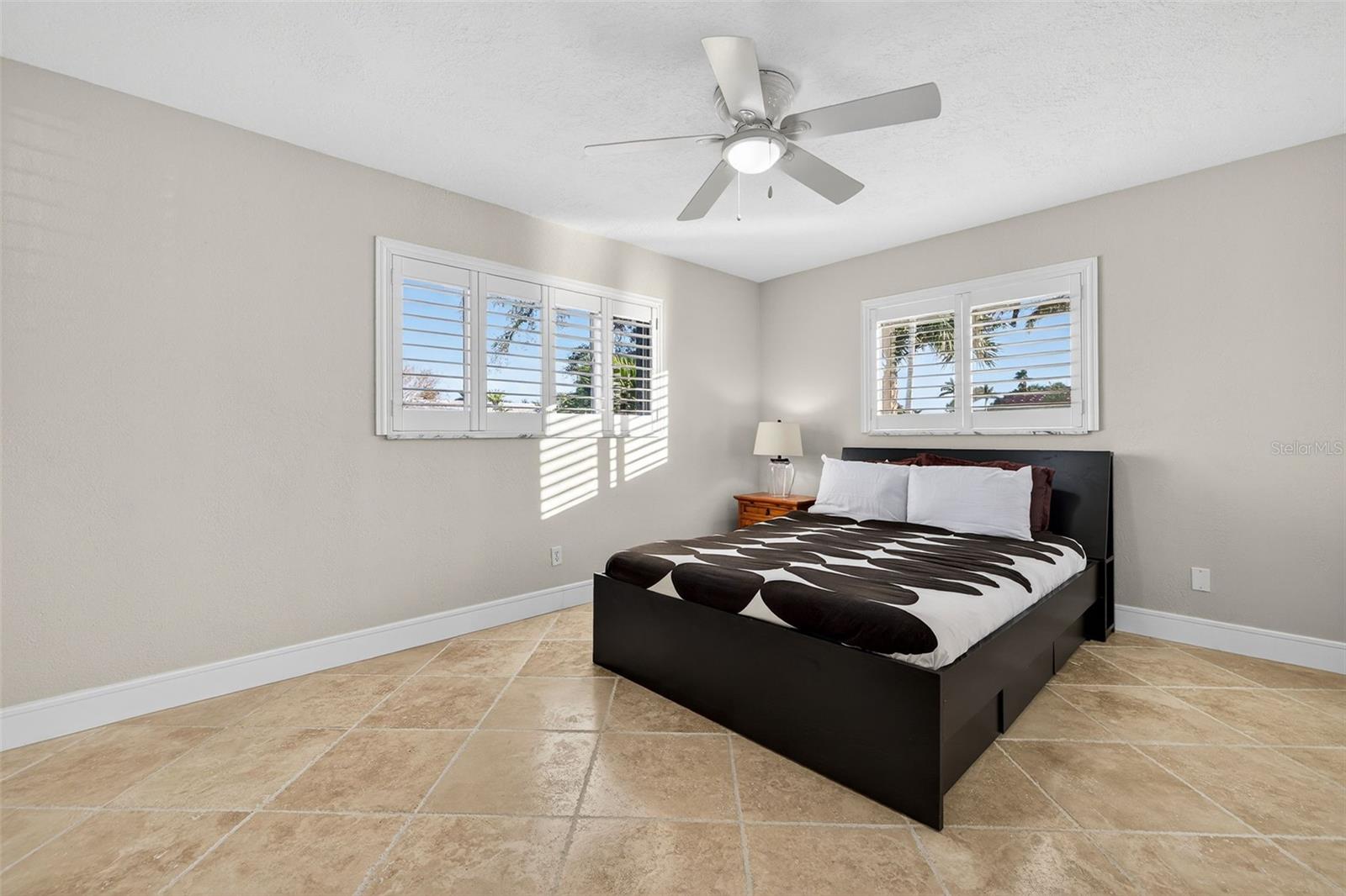 VENETIAN ISLES - Residential