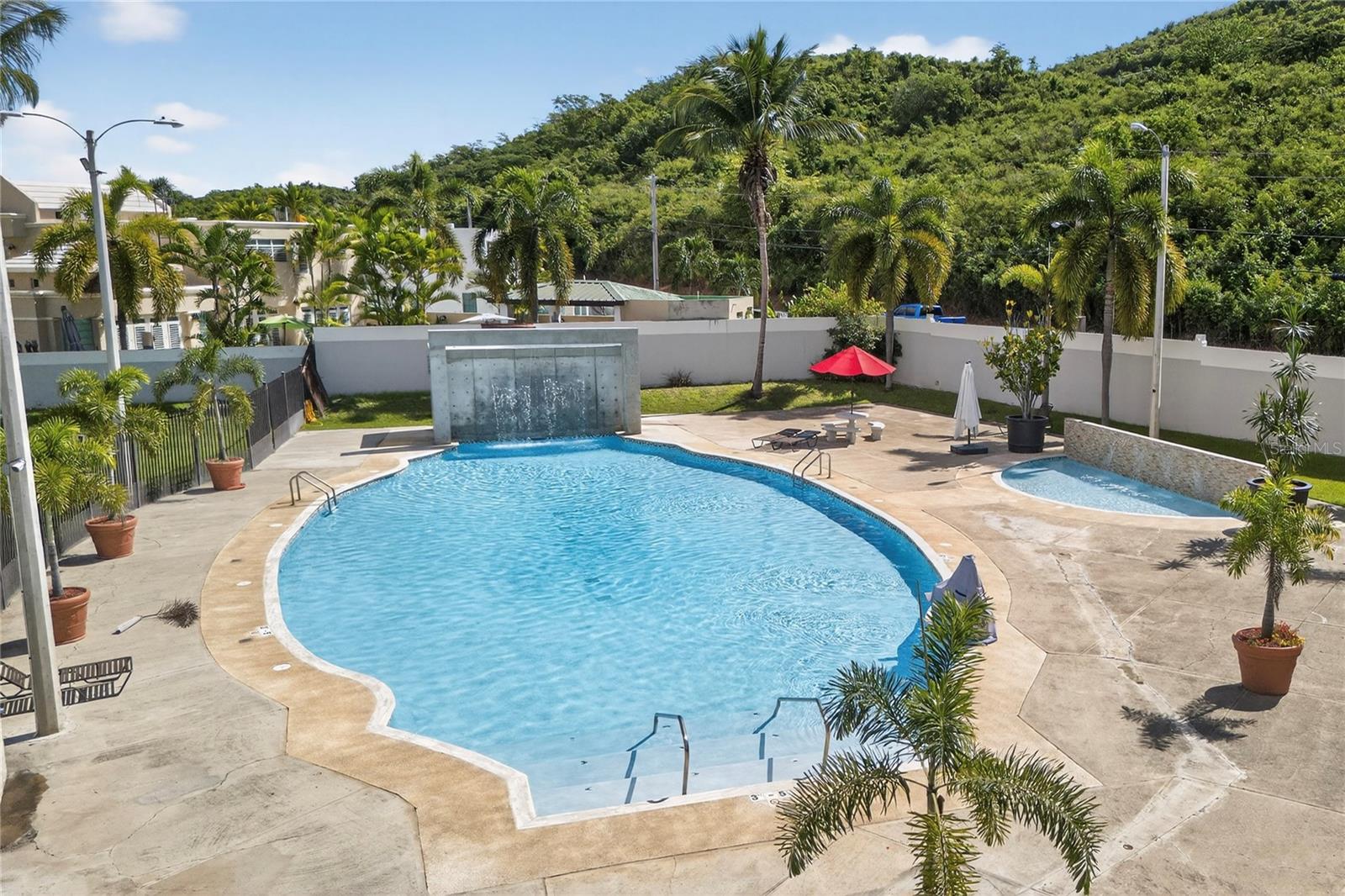 URB. ESTANCIAS DEL GOLF - Residential