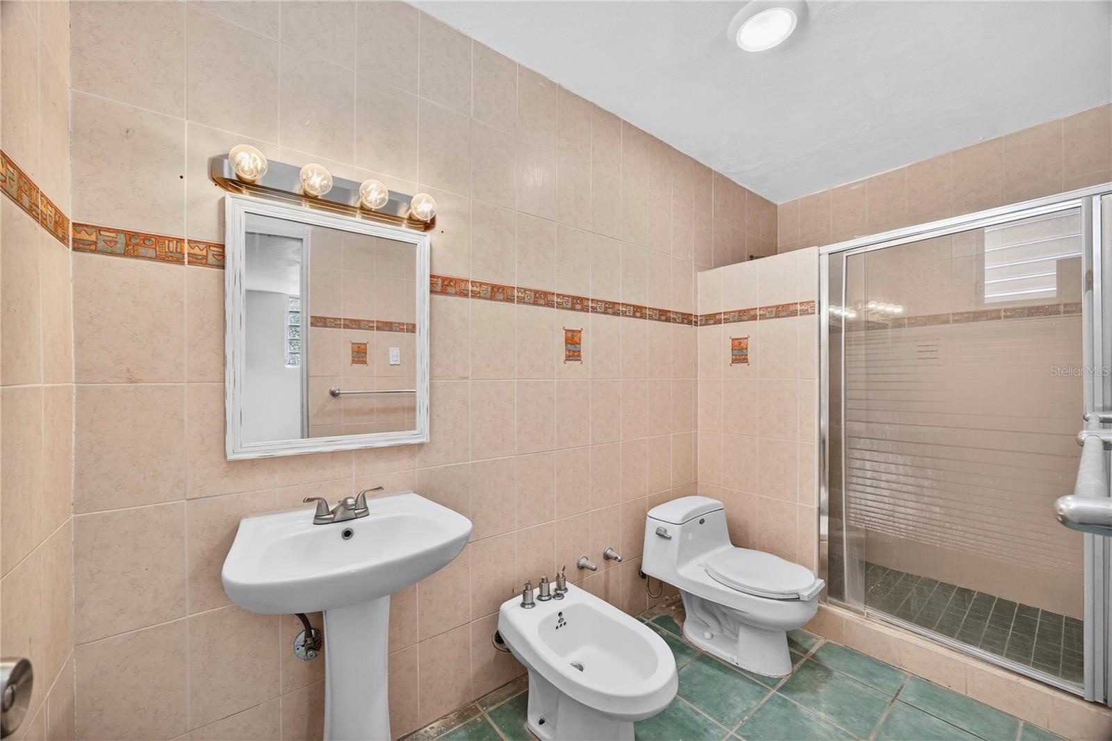 URB. ESTANCIAS DEL GOLF - Residential