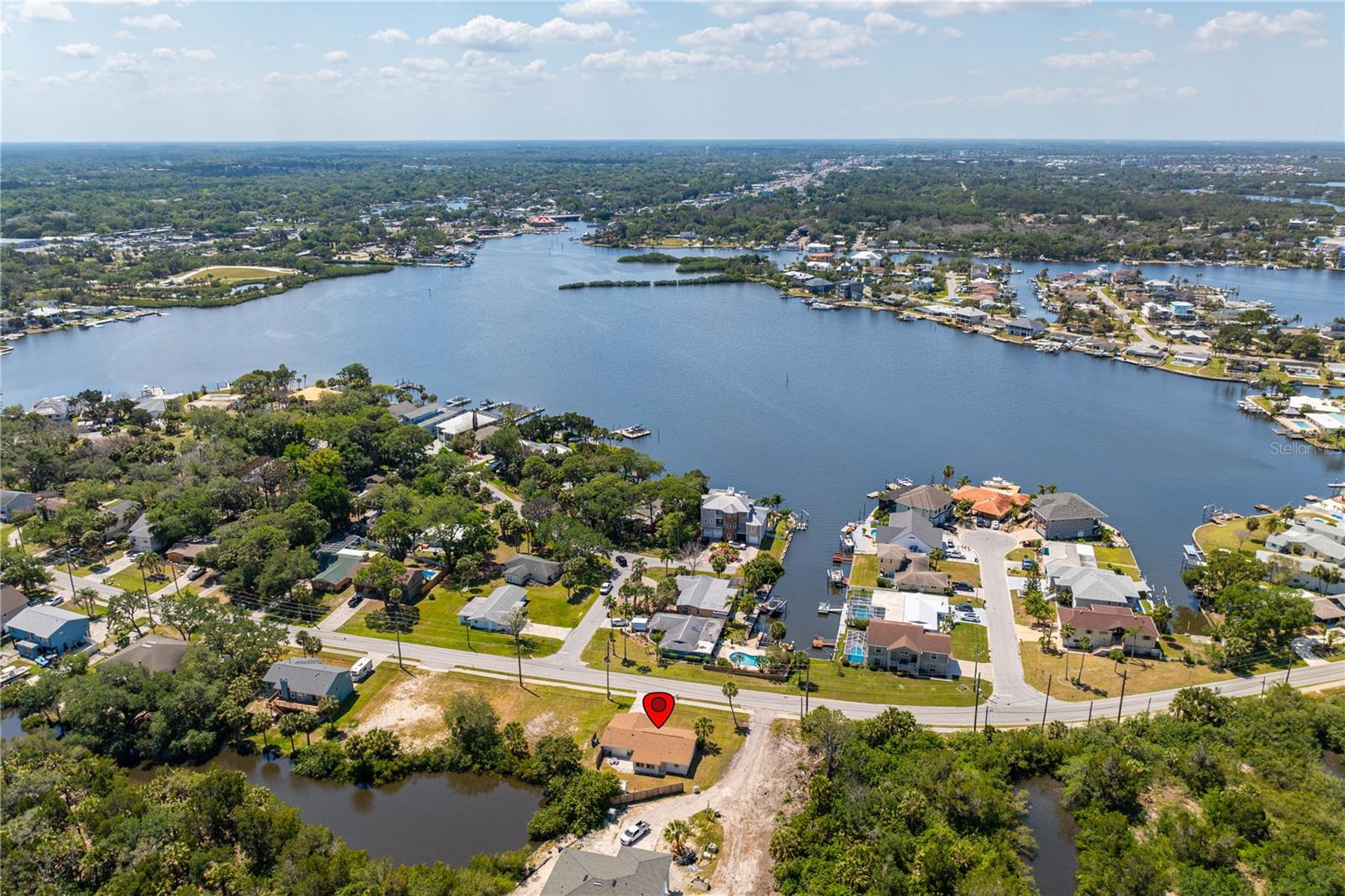 MARTHAS VINEYARD - Residential