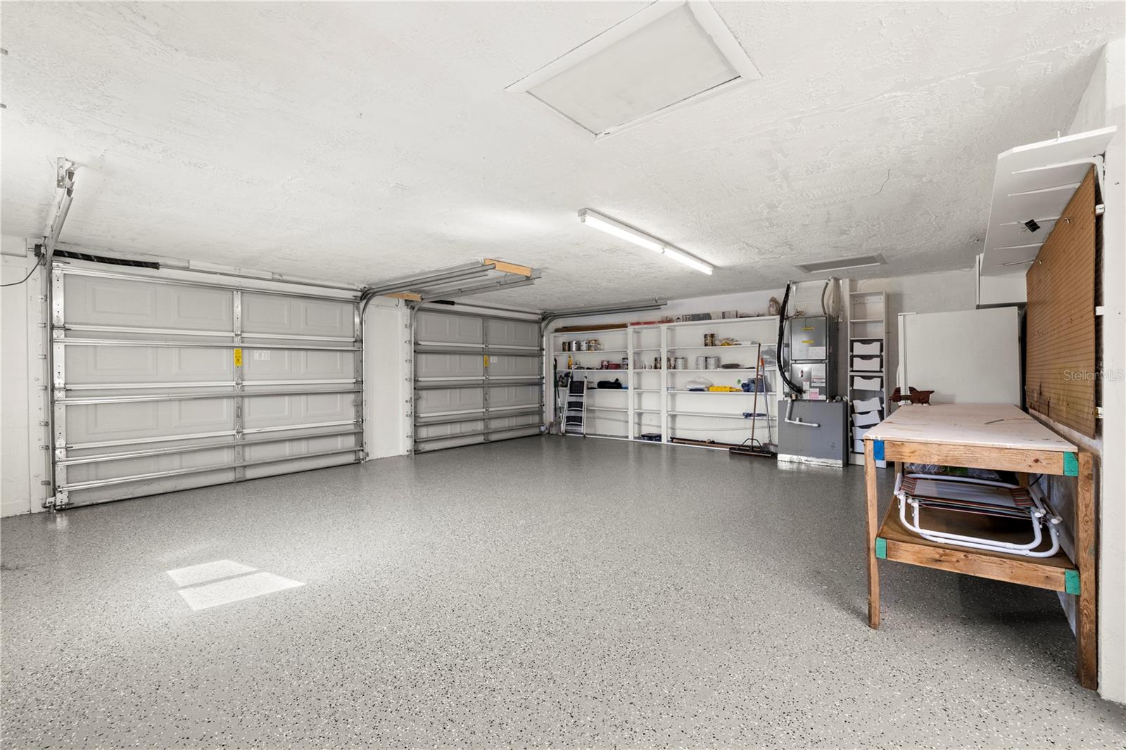 MARTHAS VINEYARD - Residential