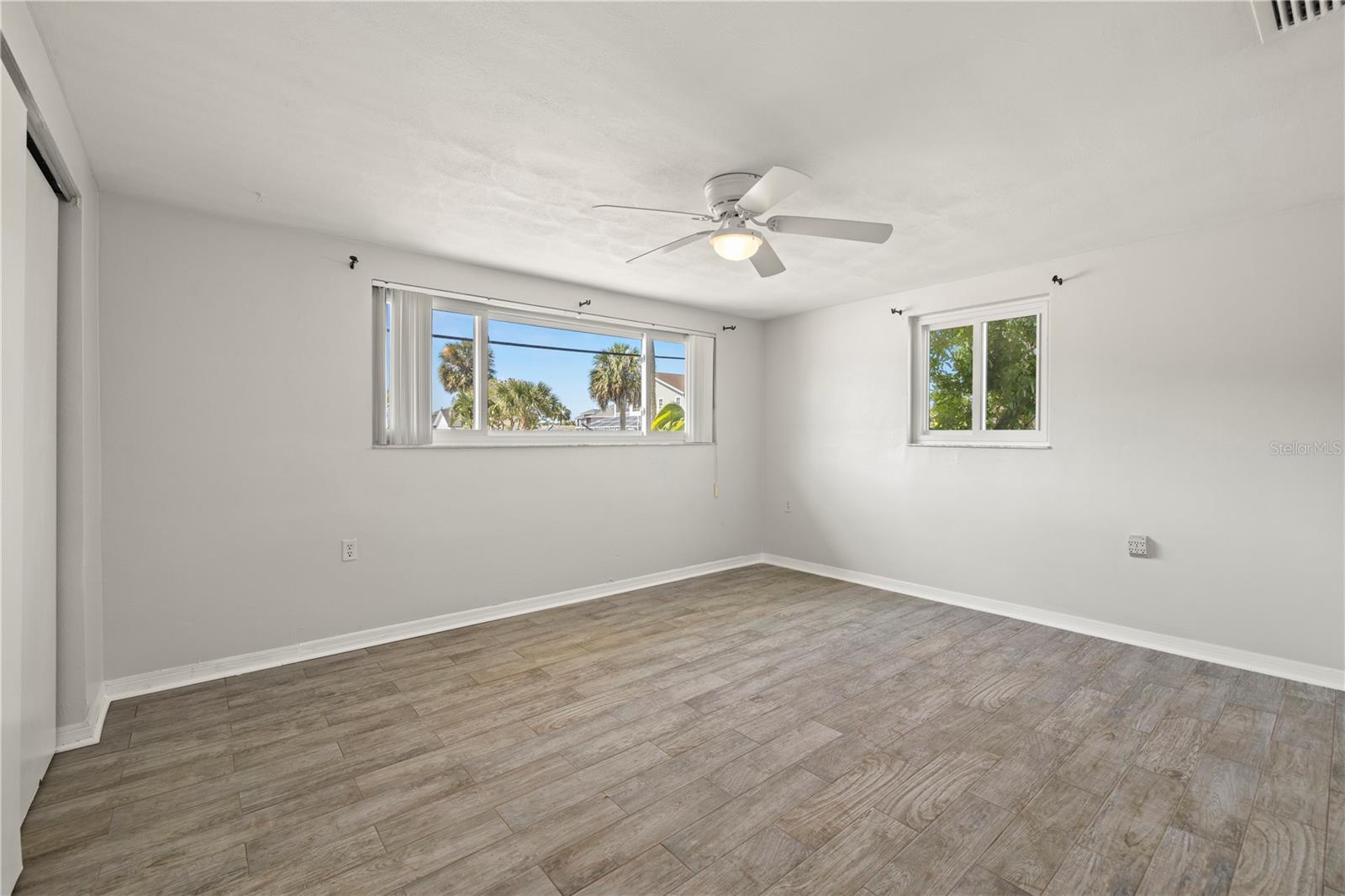 MARTHAS VINEYARD - Residential