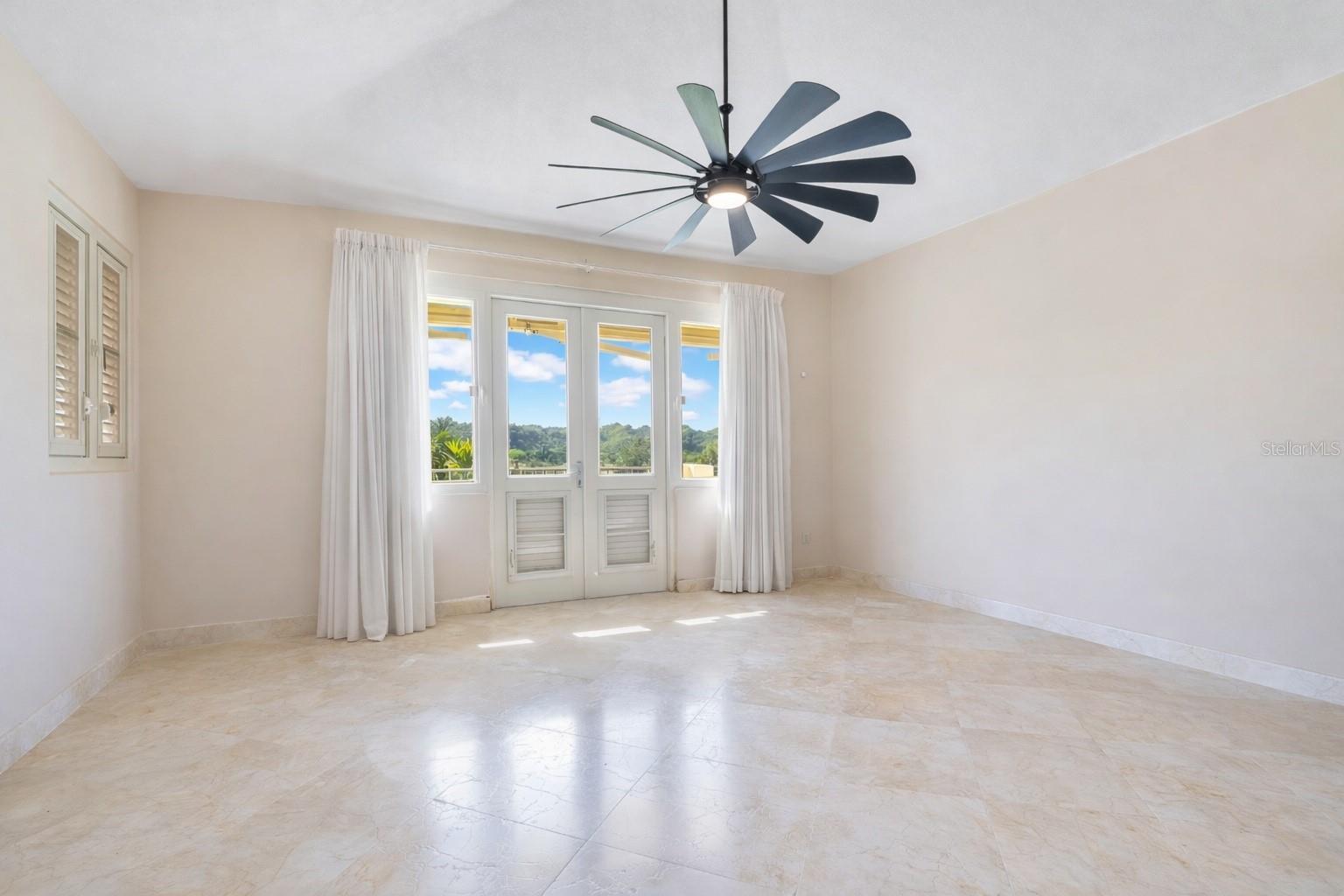 DORADO BEACH EAST - Residential