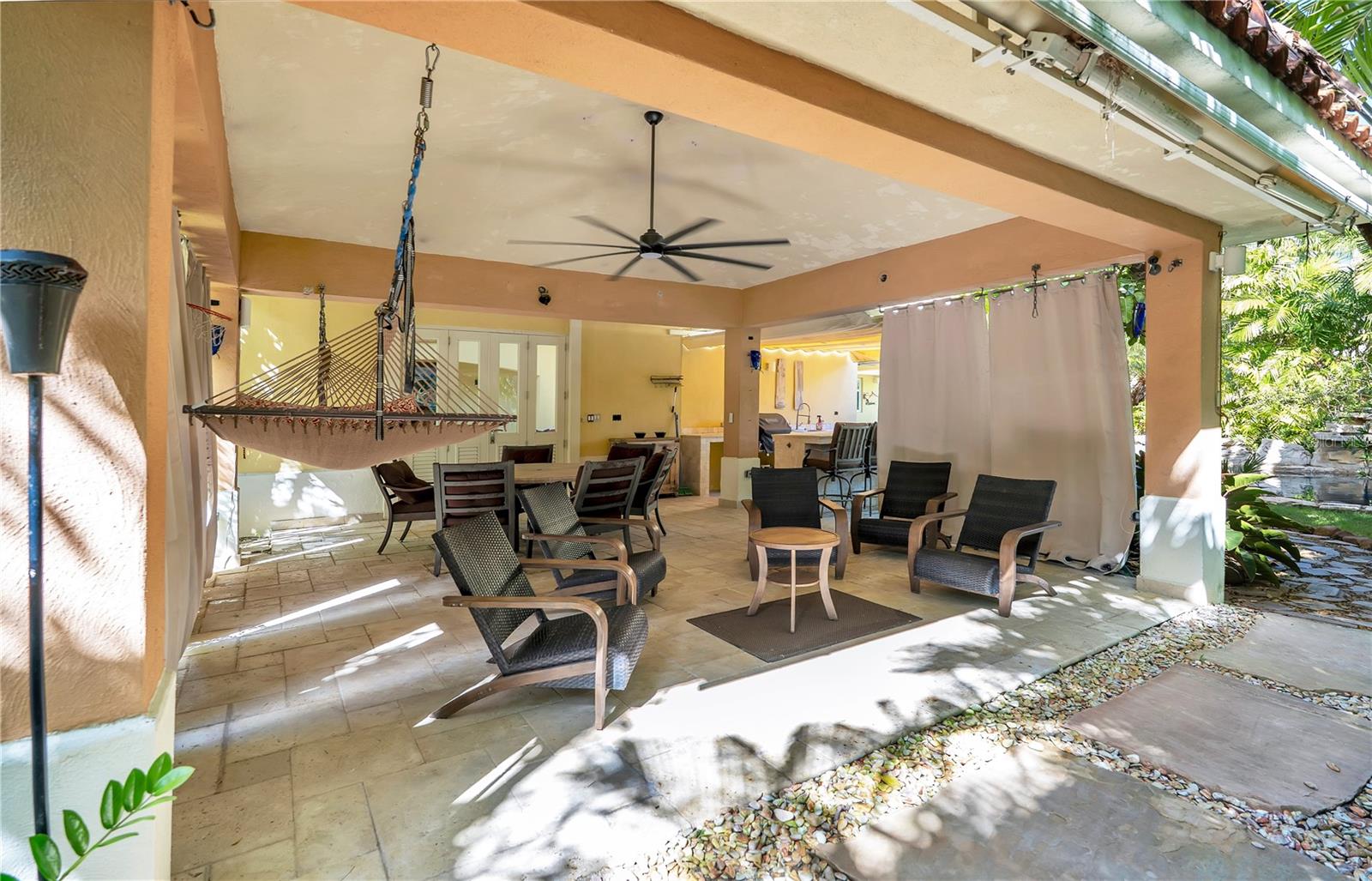 DORADO BEACH EAST - Residential