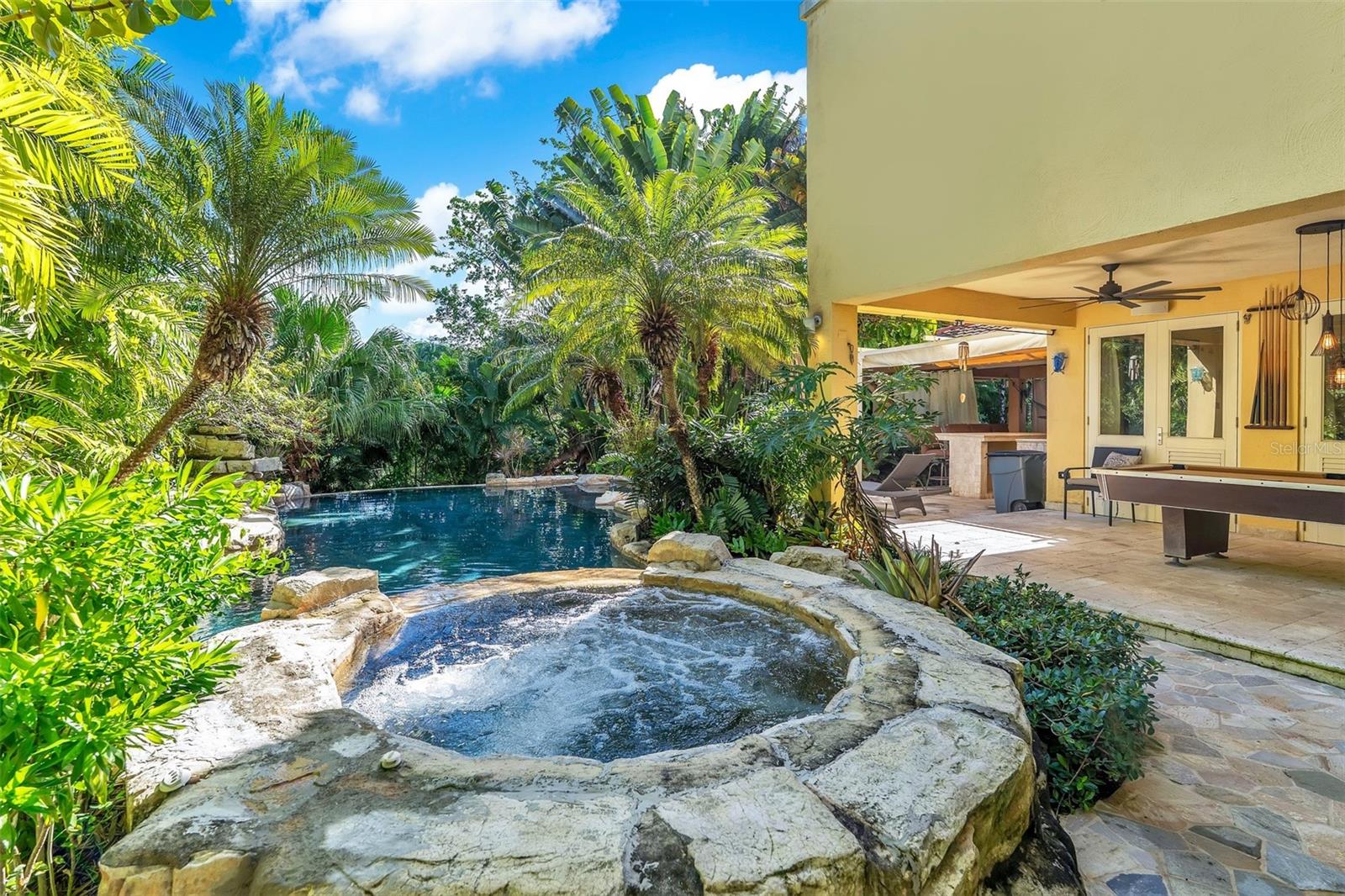 402 DORADO BEACH EAST