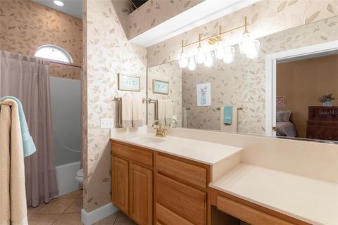 Tiny photo for 926 Hawk Landing, Fruitland Park, FL 34731 (MLS # G5109780)