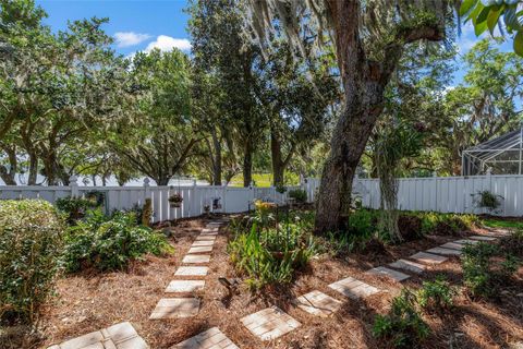 Tiny photo for 926 Hawk Landing, Fruitland Park, FL 34731 (MLS # G5109780)