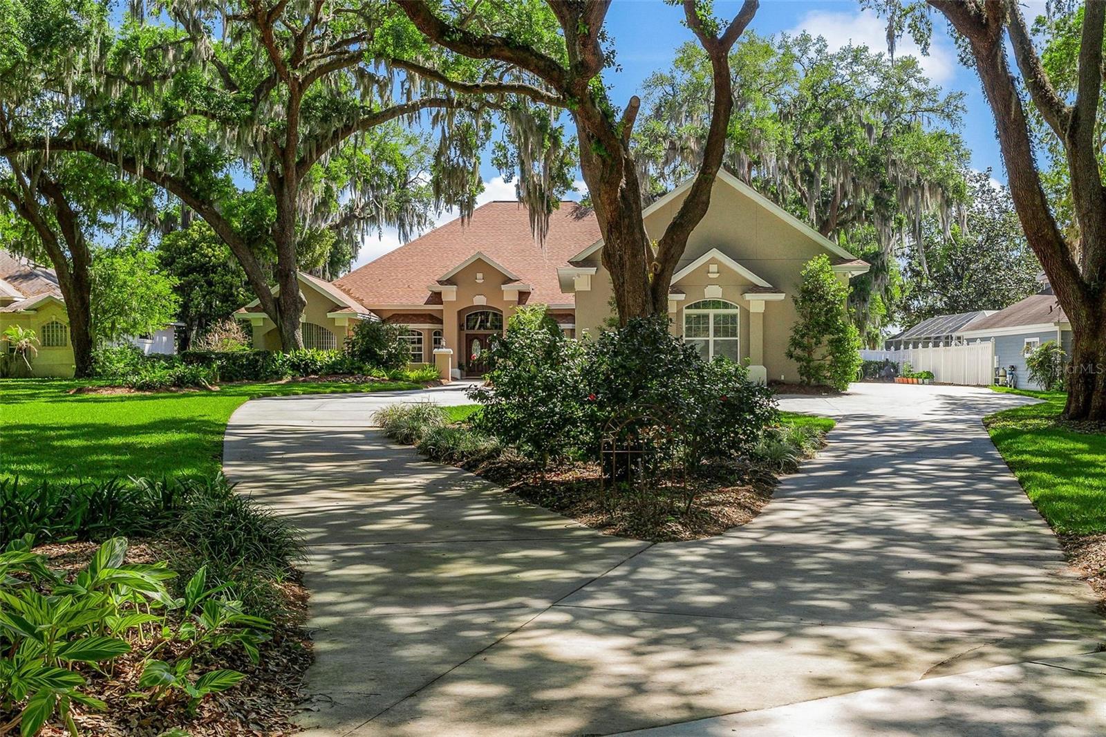 FRUITLAND PARK WINGSPREAD SUB - Residential