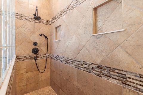 Tiny photo for 926 Hawk Landing, Fruitland Park, FL 34731 (MLS # G5109780)