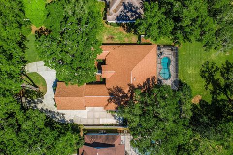 Tiny photo for 926 Hawk Landing, Fruitland Park, FL 34731 (MLS # G5109780)