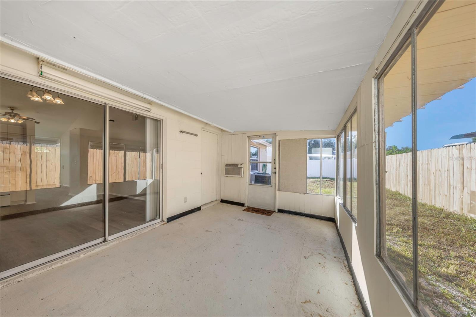 KENNY K SUB UNIT 1 - Residential