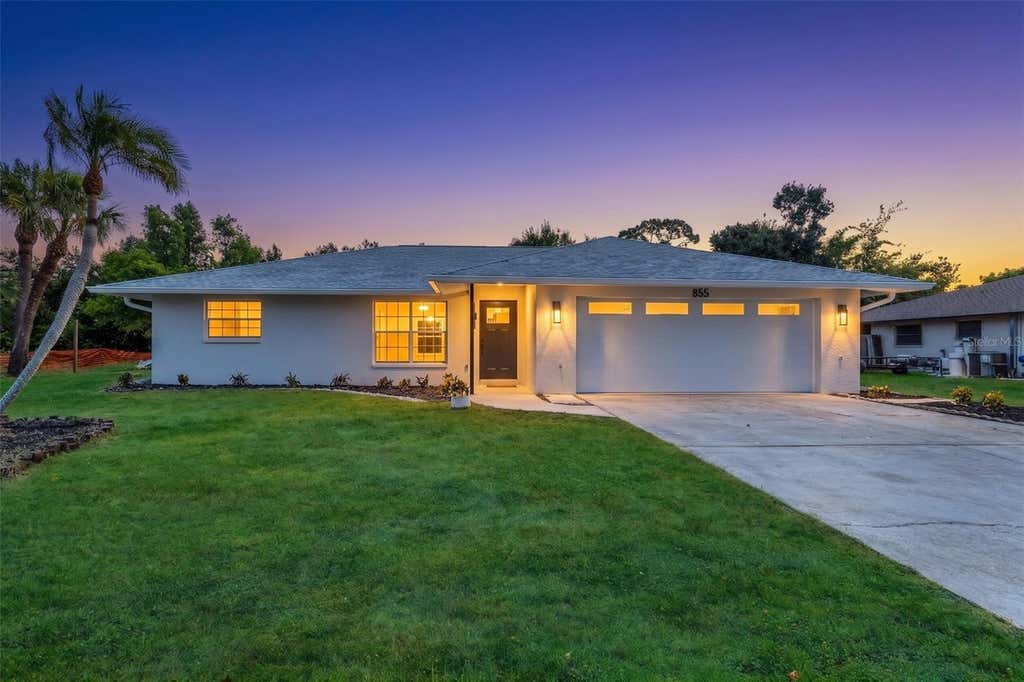 Photo of 855 Morningside Road, Venice, FL 34293 (MLS # C7527583)