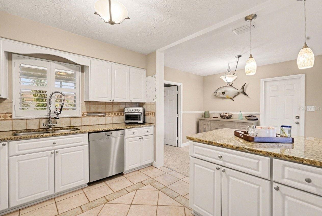 BAY RIDGE ESTATES 1ST ADD - Residential