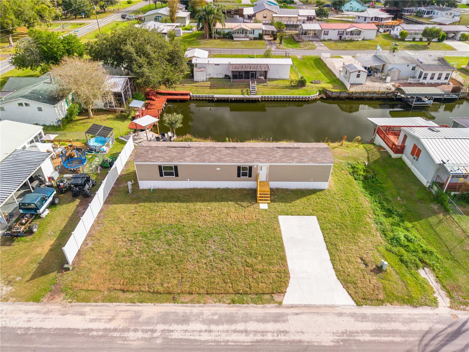 LAKE MARIAN SHORES - Residential