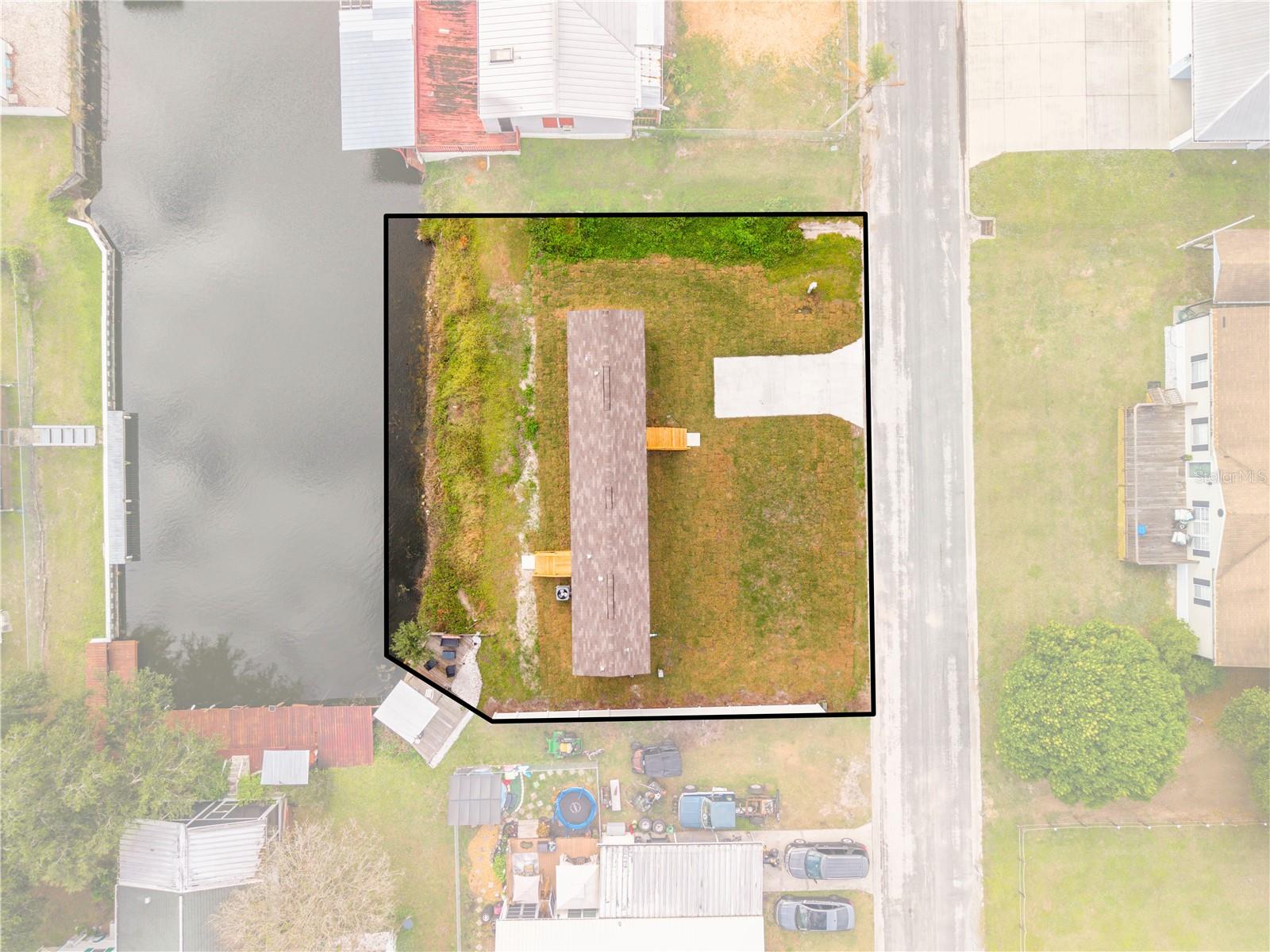 LAKE MARIAN SHORES - Residential