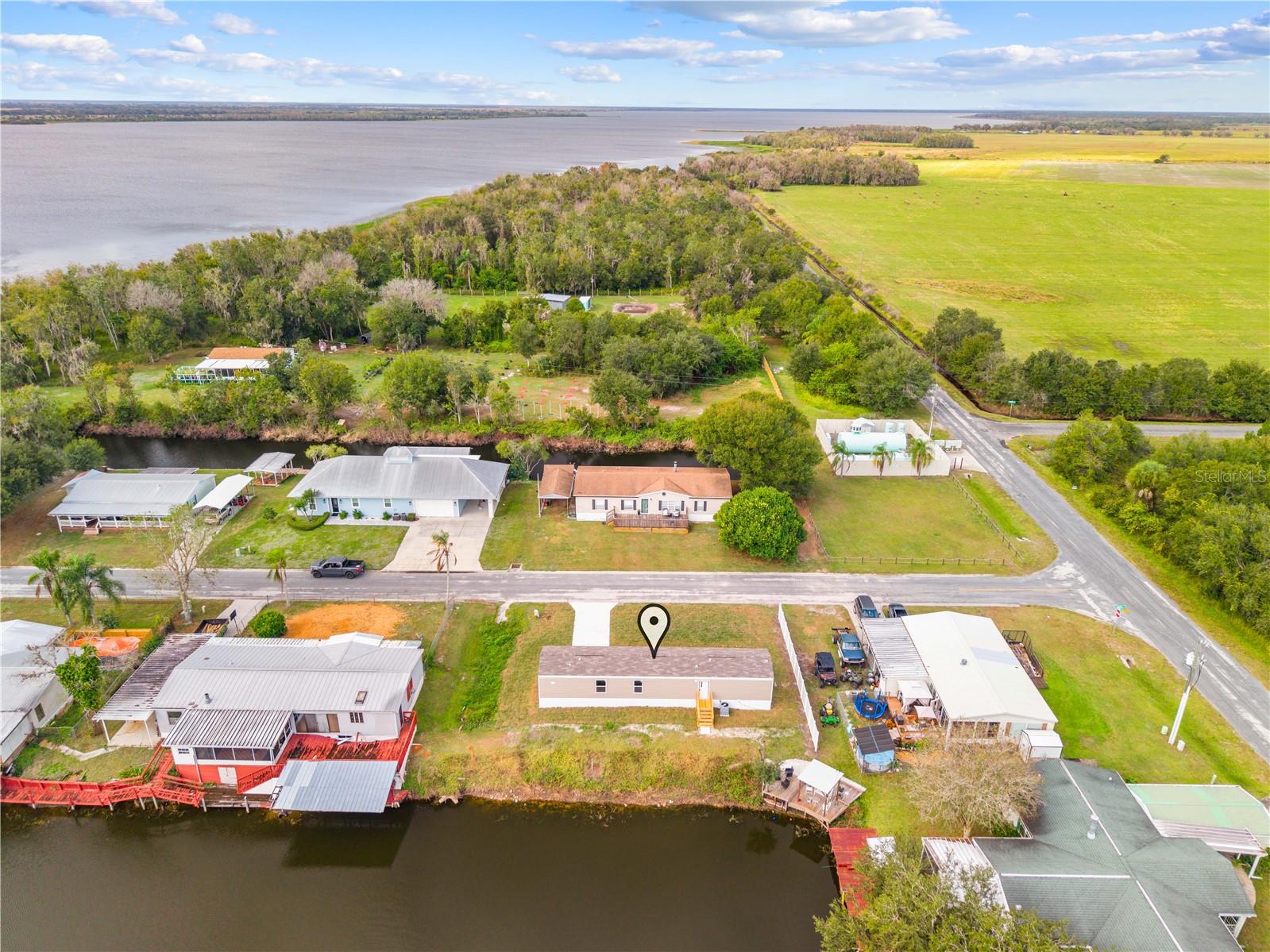 LAKE MARIAN SHORES - Residential