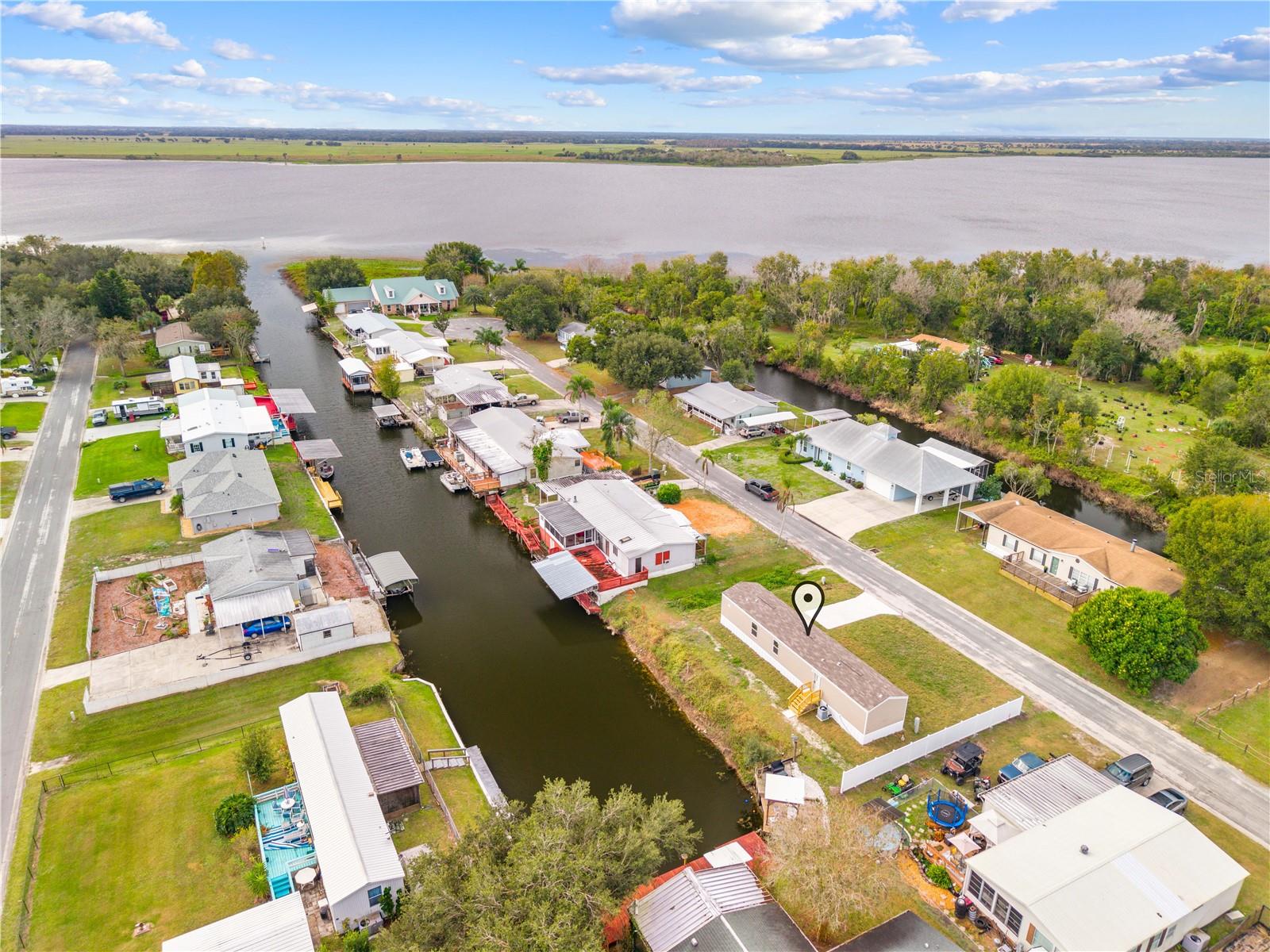 LAKE MARIAN SHORES - Residential