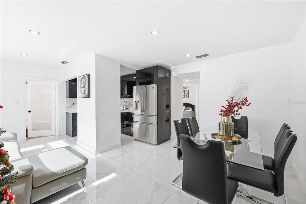 Photo of 2521 W Minnehaha Street, Tampa, FL 33614 (MLS # TB8481451)