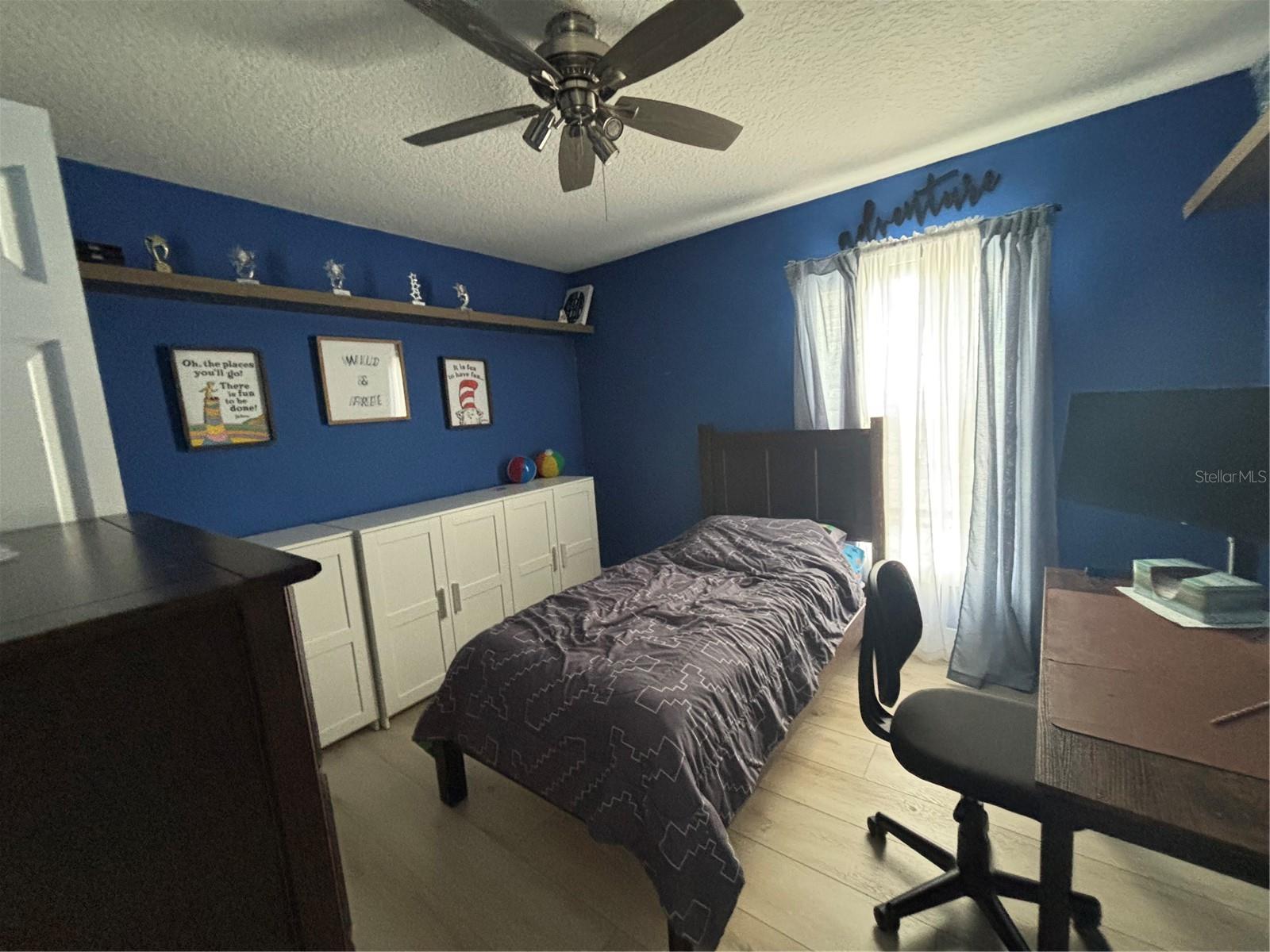 CORNER LAKES - Residential