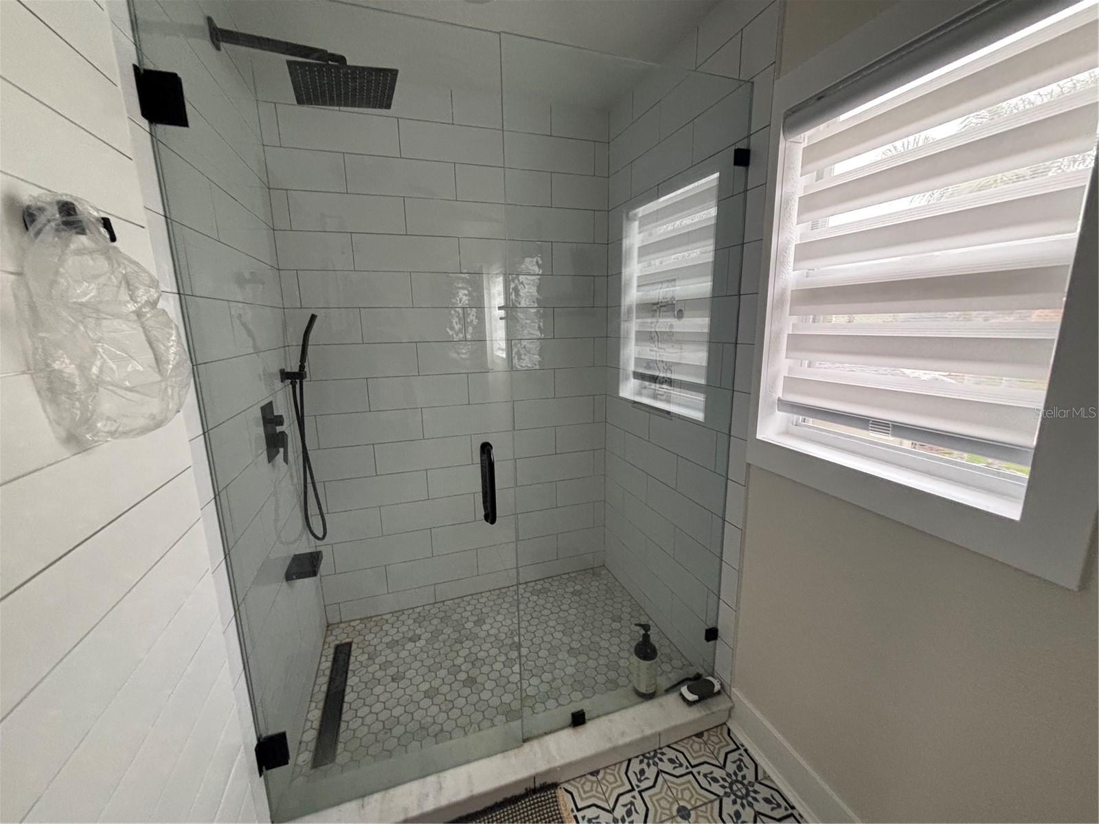 CORNER LAKES - Residential