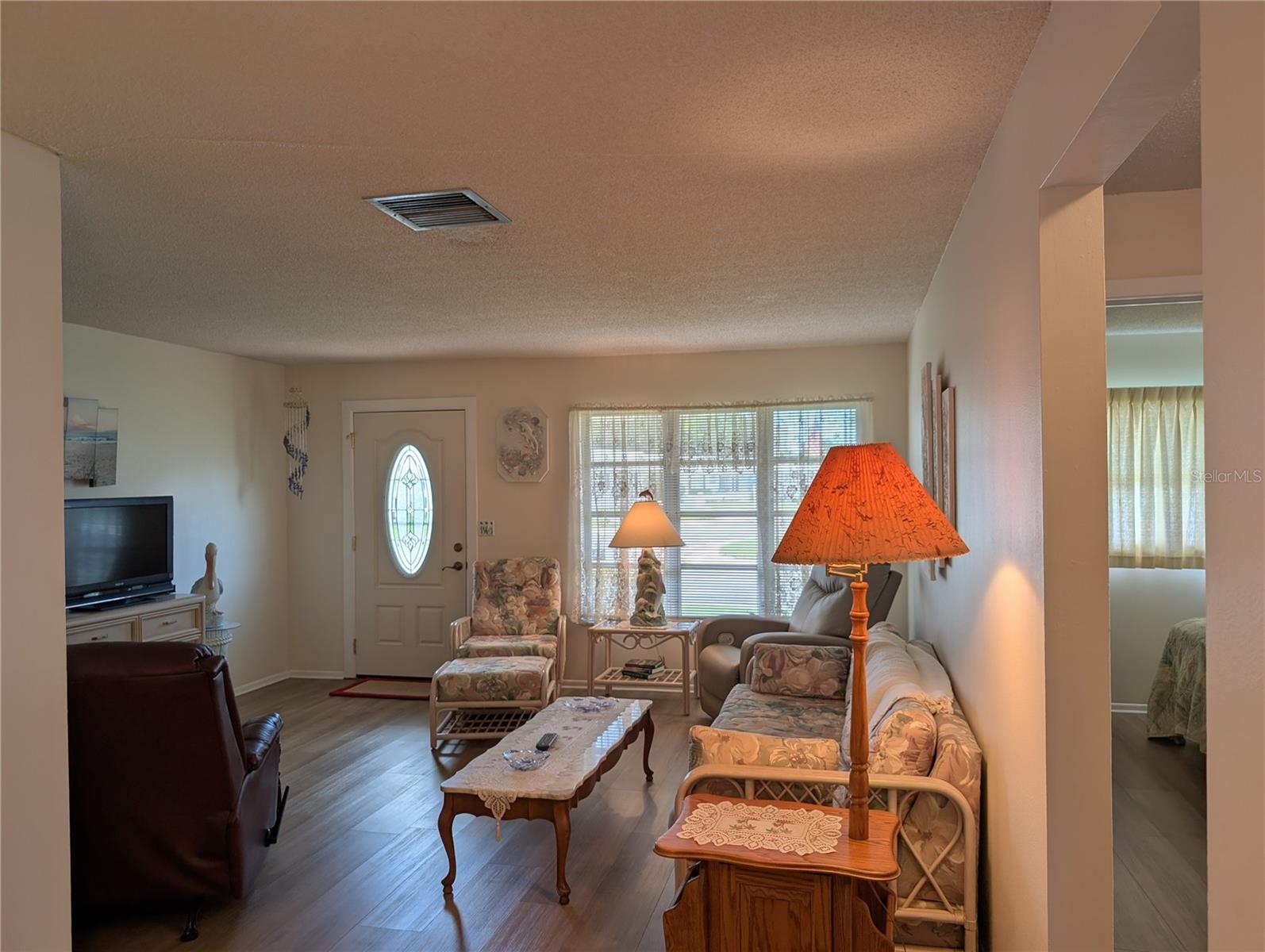 MAINLANDS OF TAMARAC BY THE GULF UNIT 1-C CONDO - Residential Lease