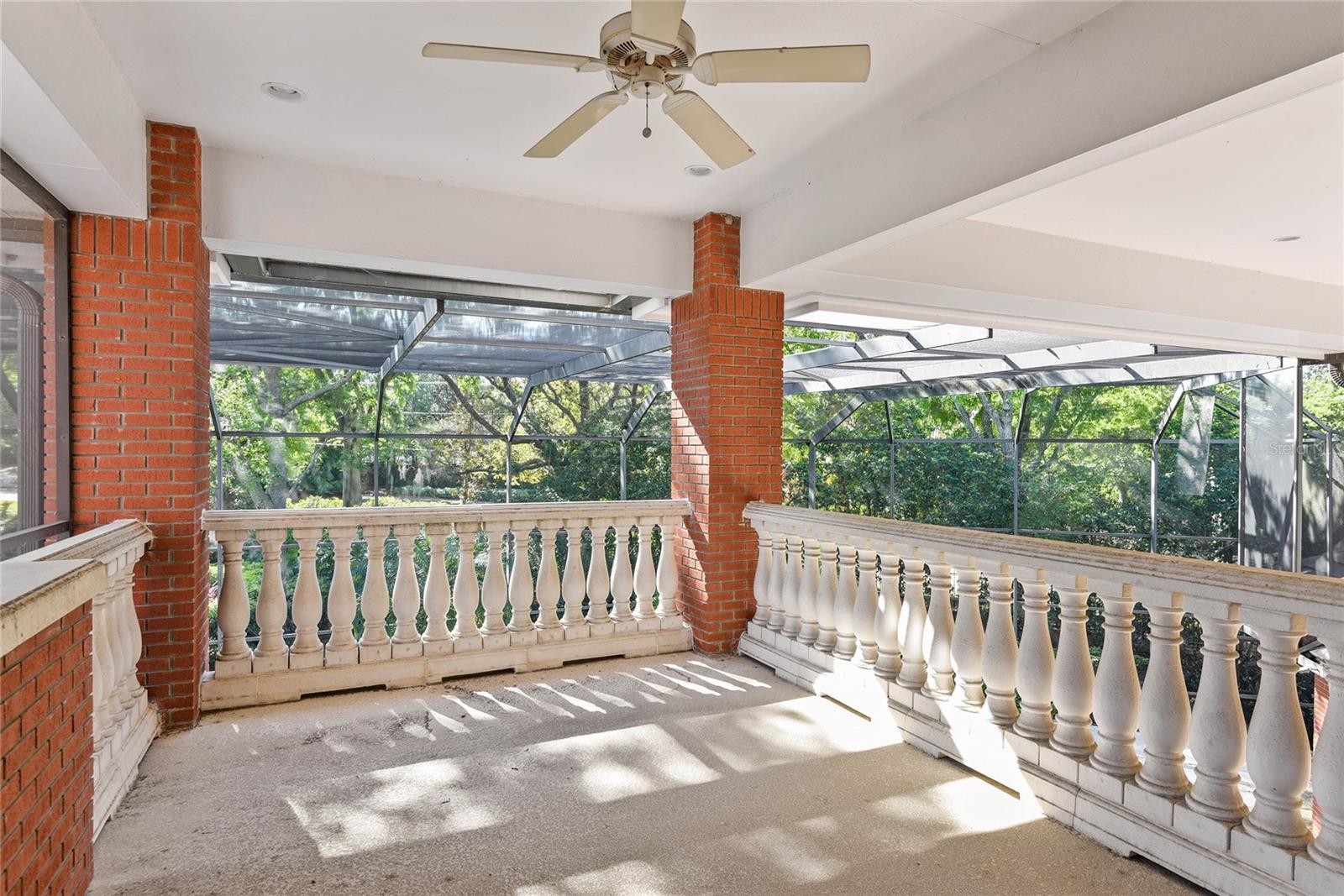 SUNSET BAY - Residential