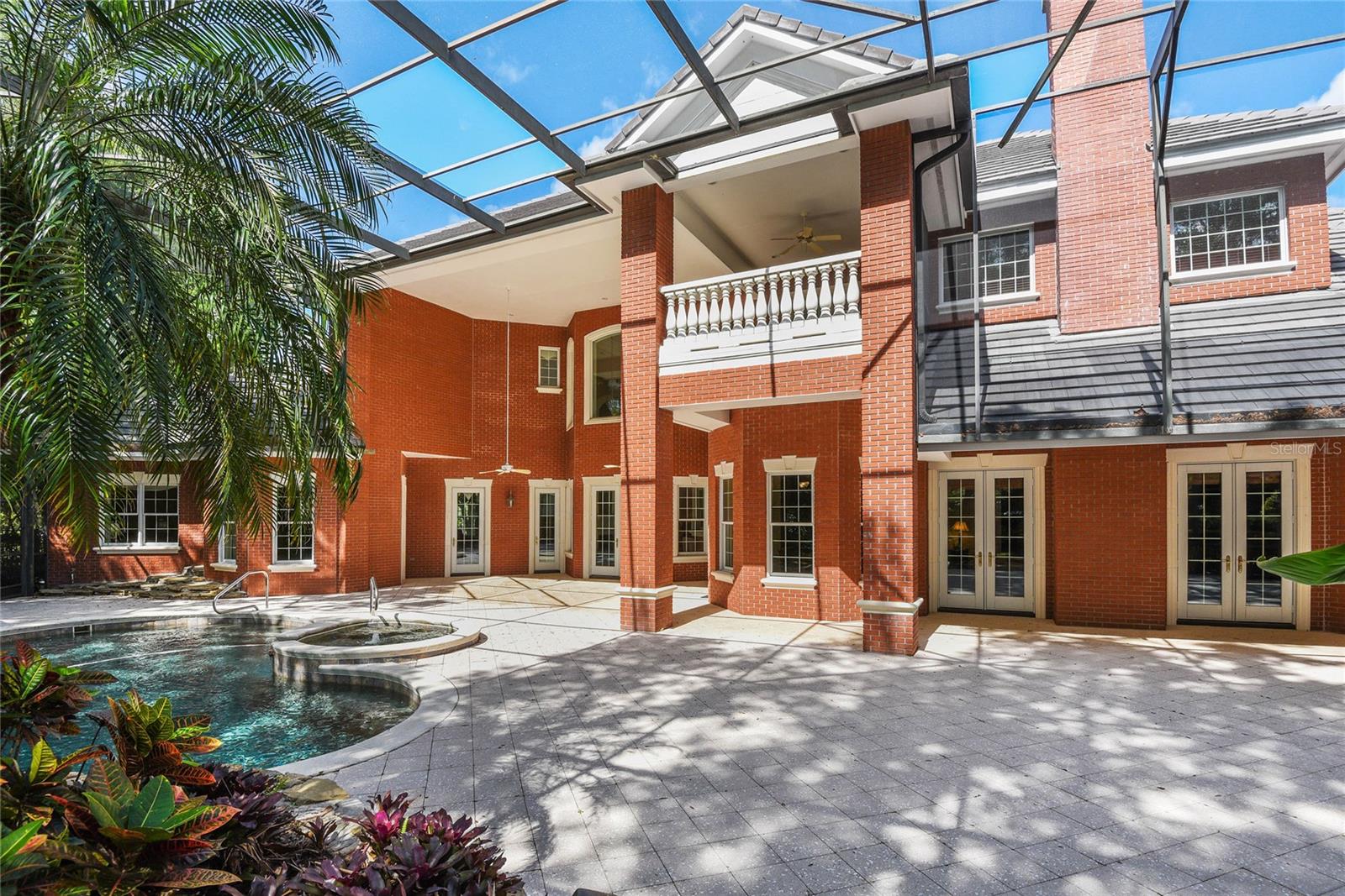 SUNSET BAY - Residential