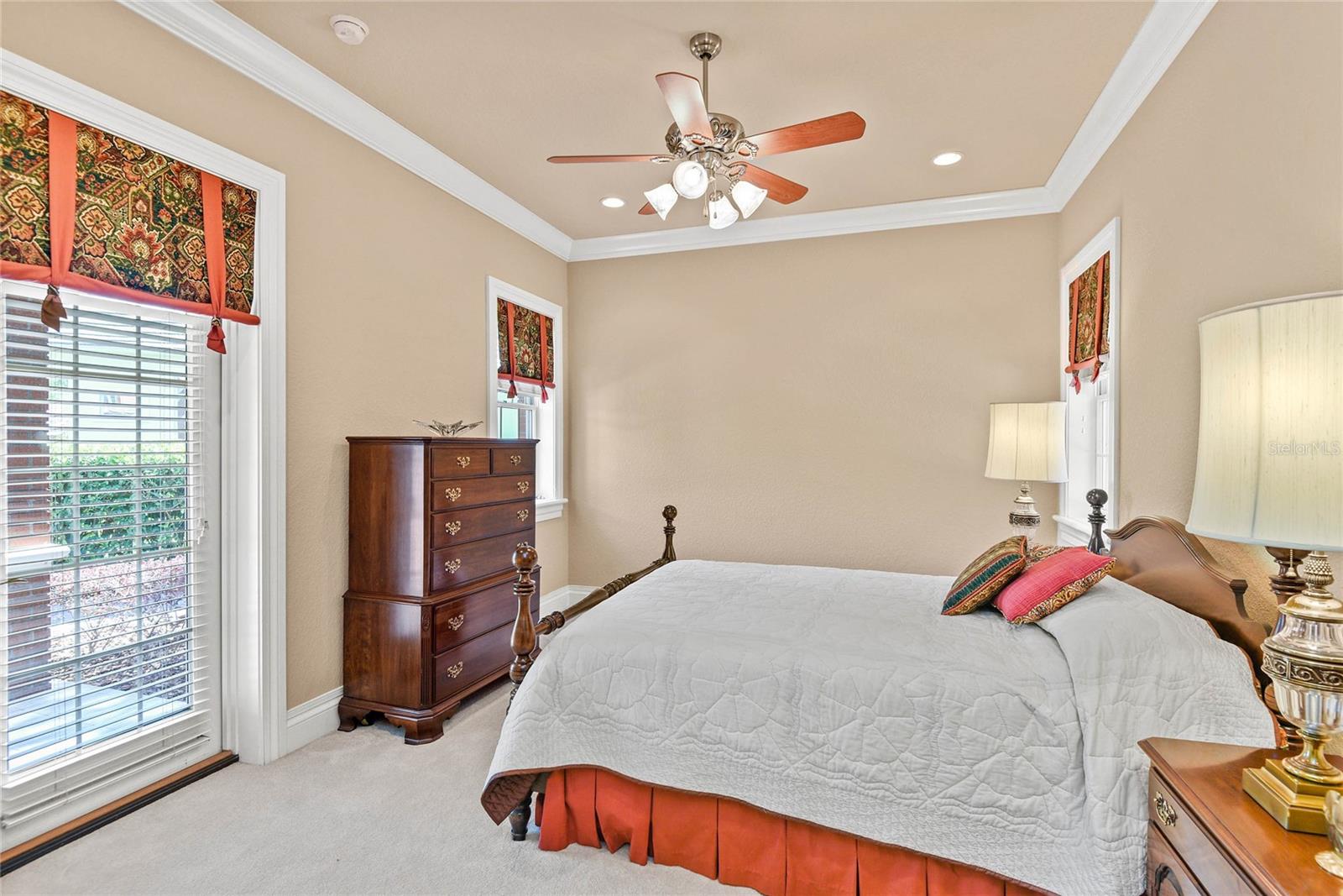 SUNSET BAY - Residential