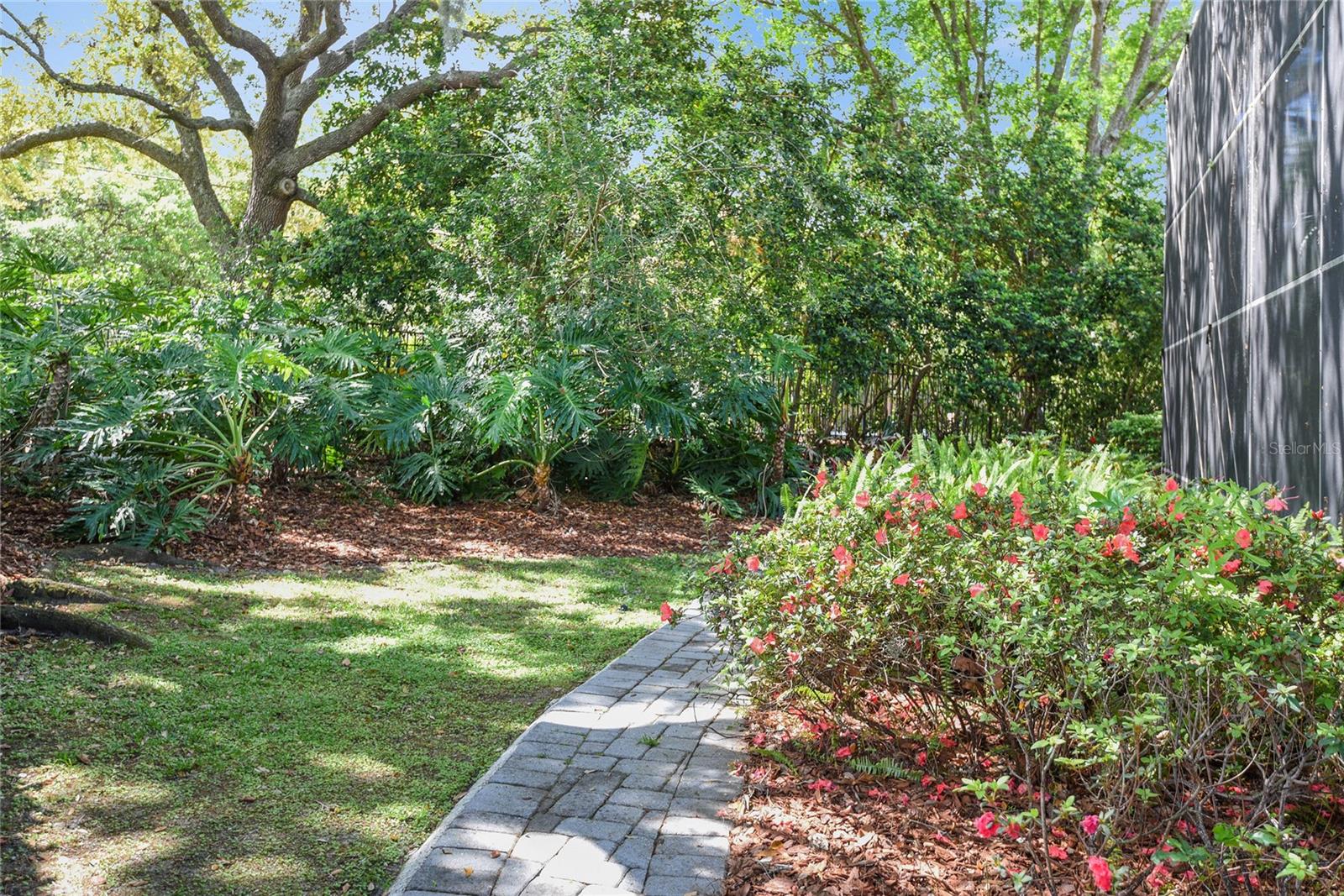 SUNSET BAY - Residential