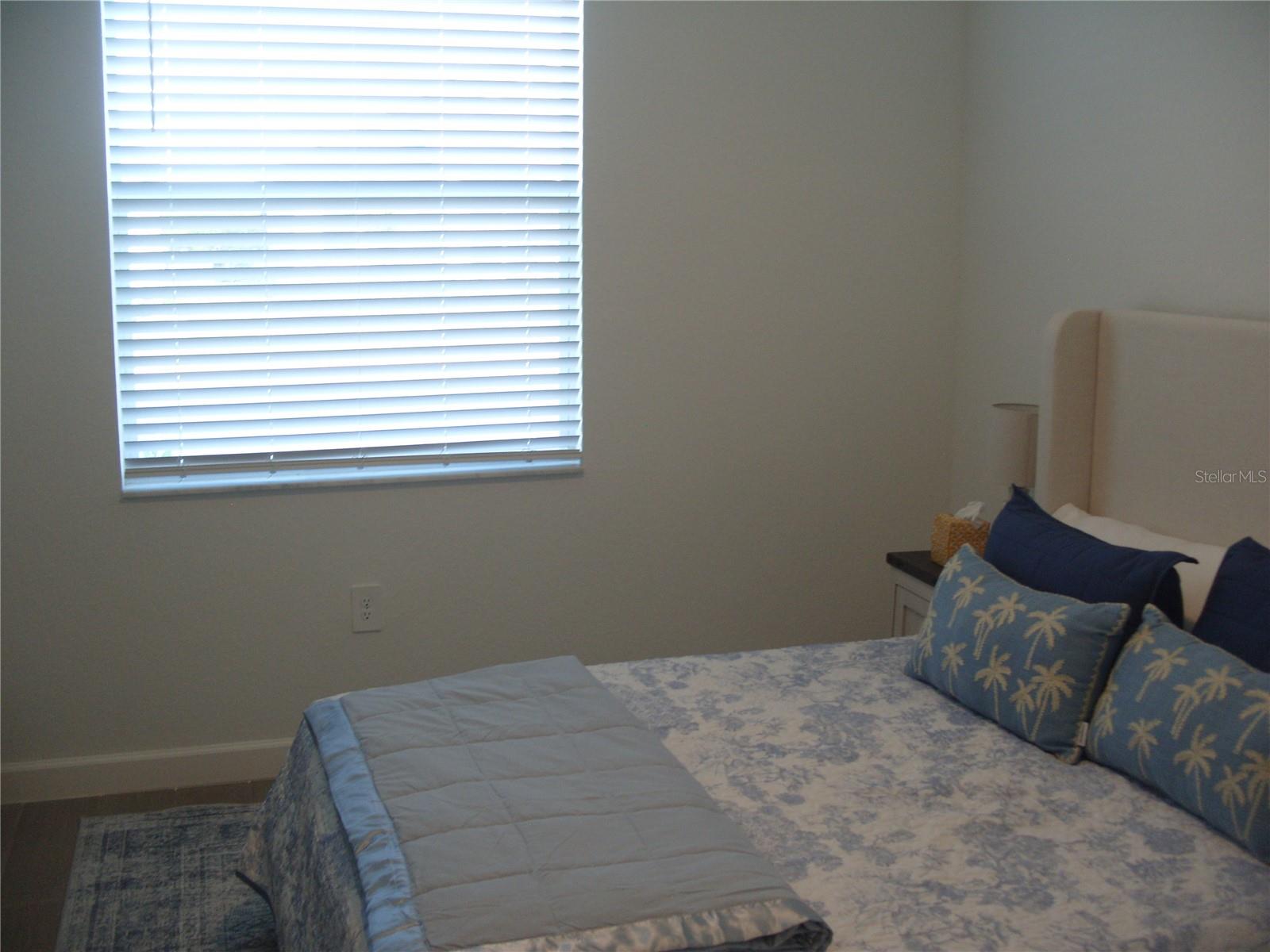 HARBOR EAST - Residential